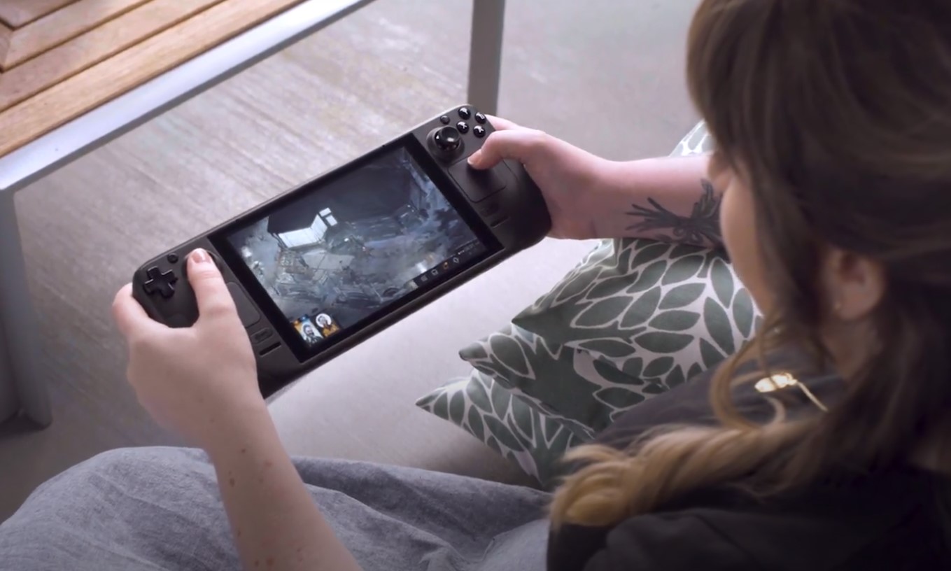 Steam Deck主打手持遊玩，Steam販售的大部分PC遊戲都能在主機上運作。（翻攝自steamdeck.com）