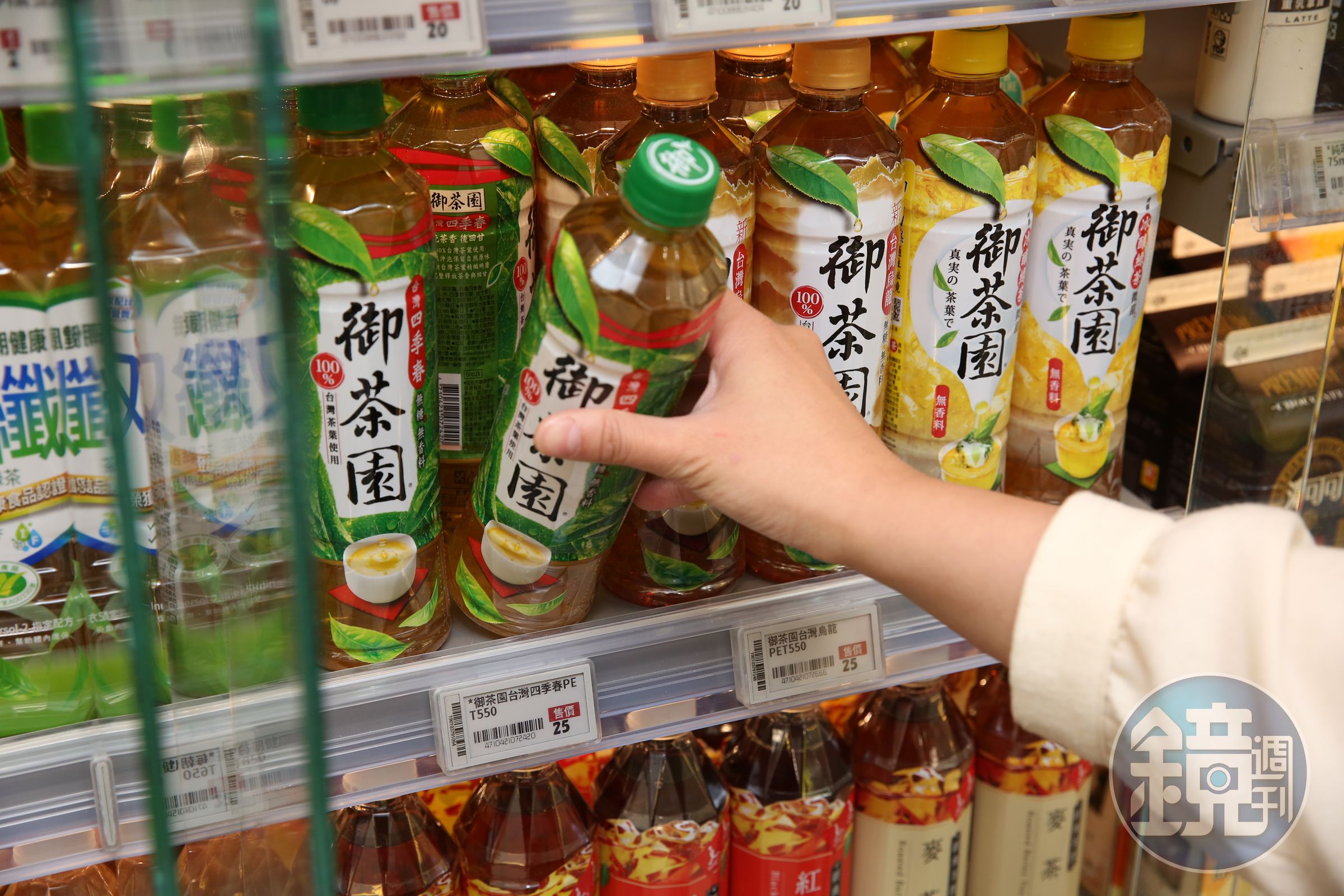 便利商店經常會推出飲料、冰品抽獎折價活動。（示意圖，本刊資料照）