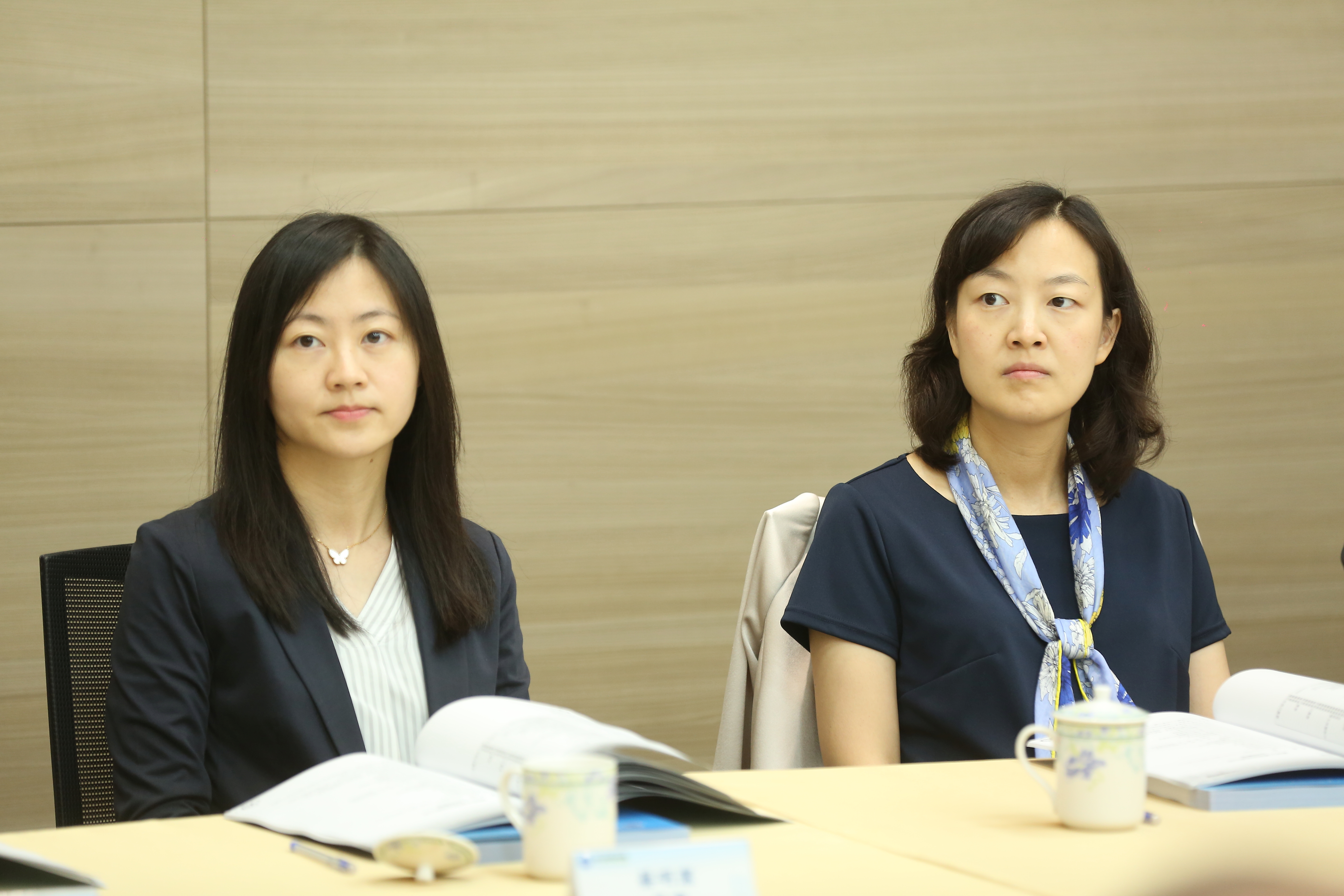 蔡佩君（右）接掌公司大業，成為新崛起的女力代表，