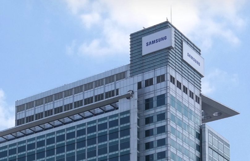 三星實質掌門人李在鎔行賄入獄，近日確定可獲得假釋，引發議論。（翻攝自三星官網）