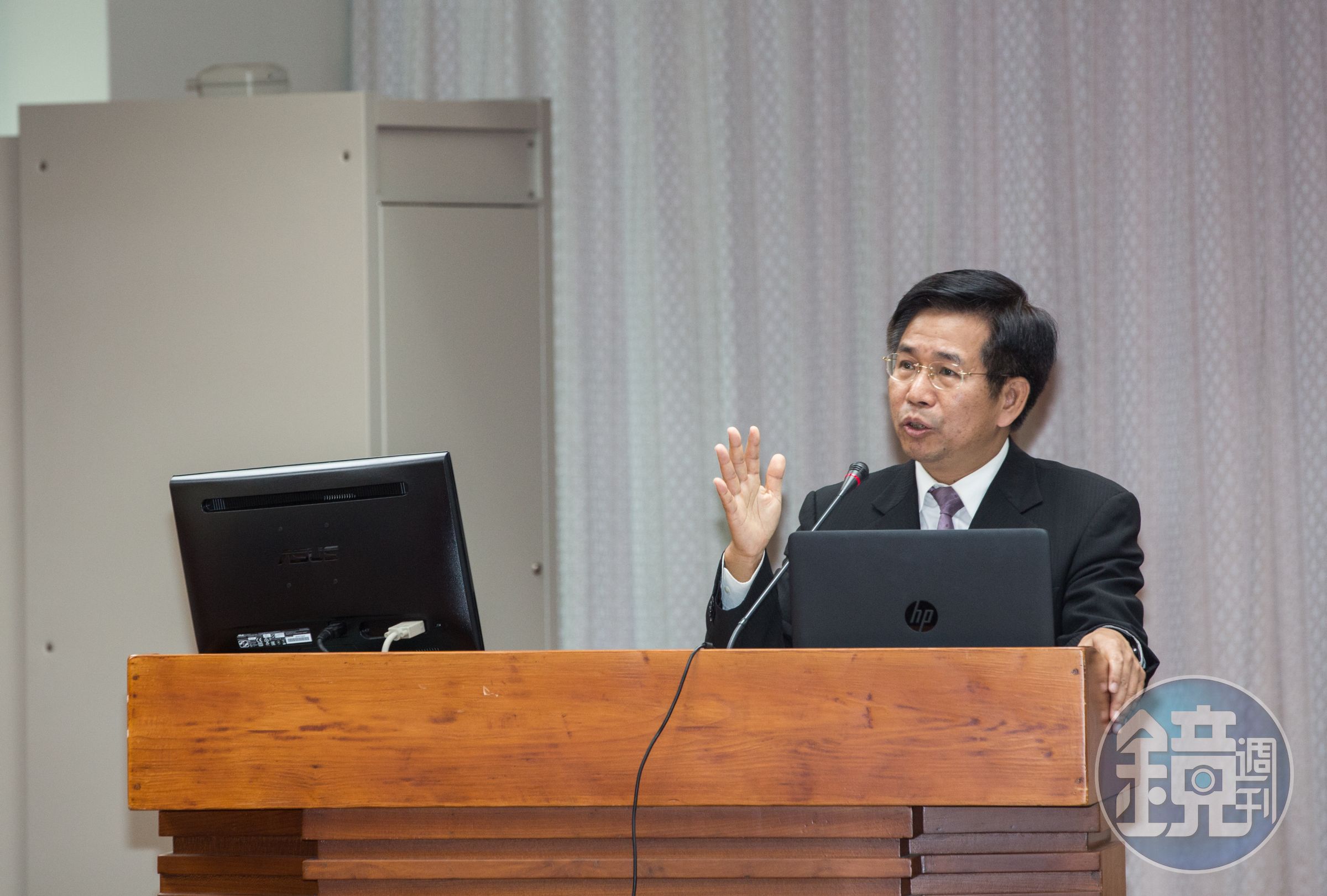對於體育署長張少熙辭意堅定，潘文忠（圖）表示尊重。（本刊資料照）