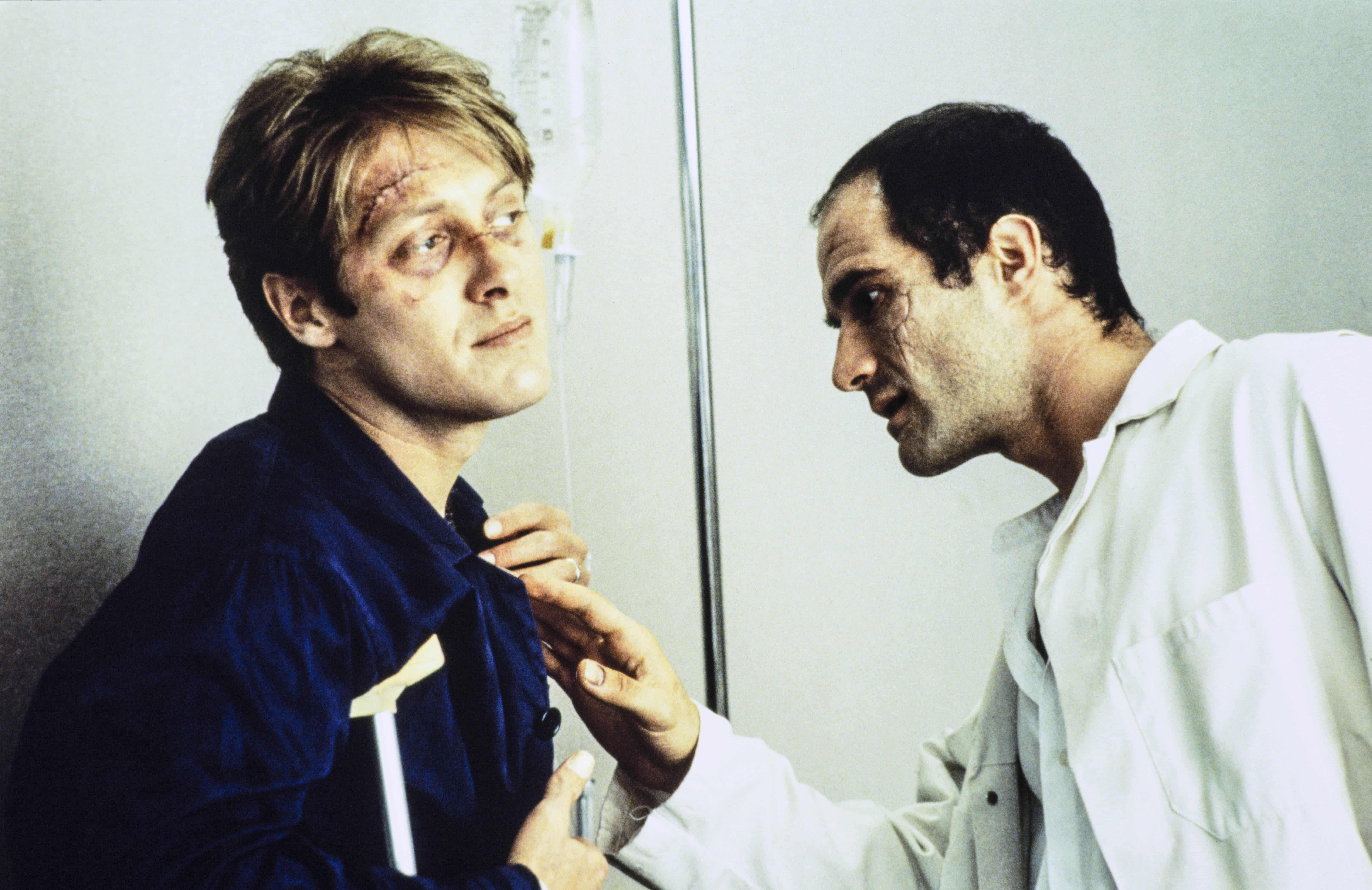 《超速性追緝》男主角夜夜用肉身重現傳奇車禍事件追求性高潮，劇情腦洞大開。（甲上）