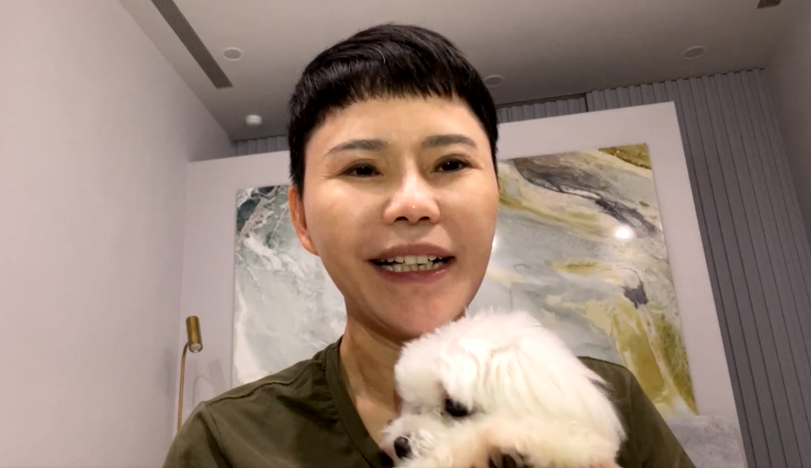 傳錄影嘔吐被扛上評審台,詹雅雯直播澄清病情被誇大。(翻攝自臉書)