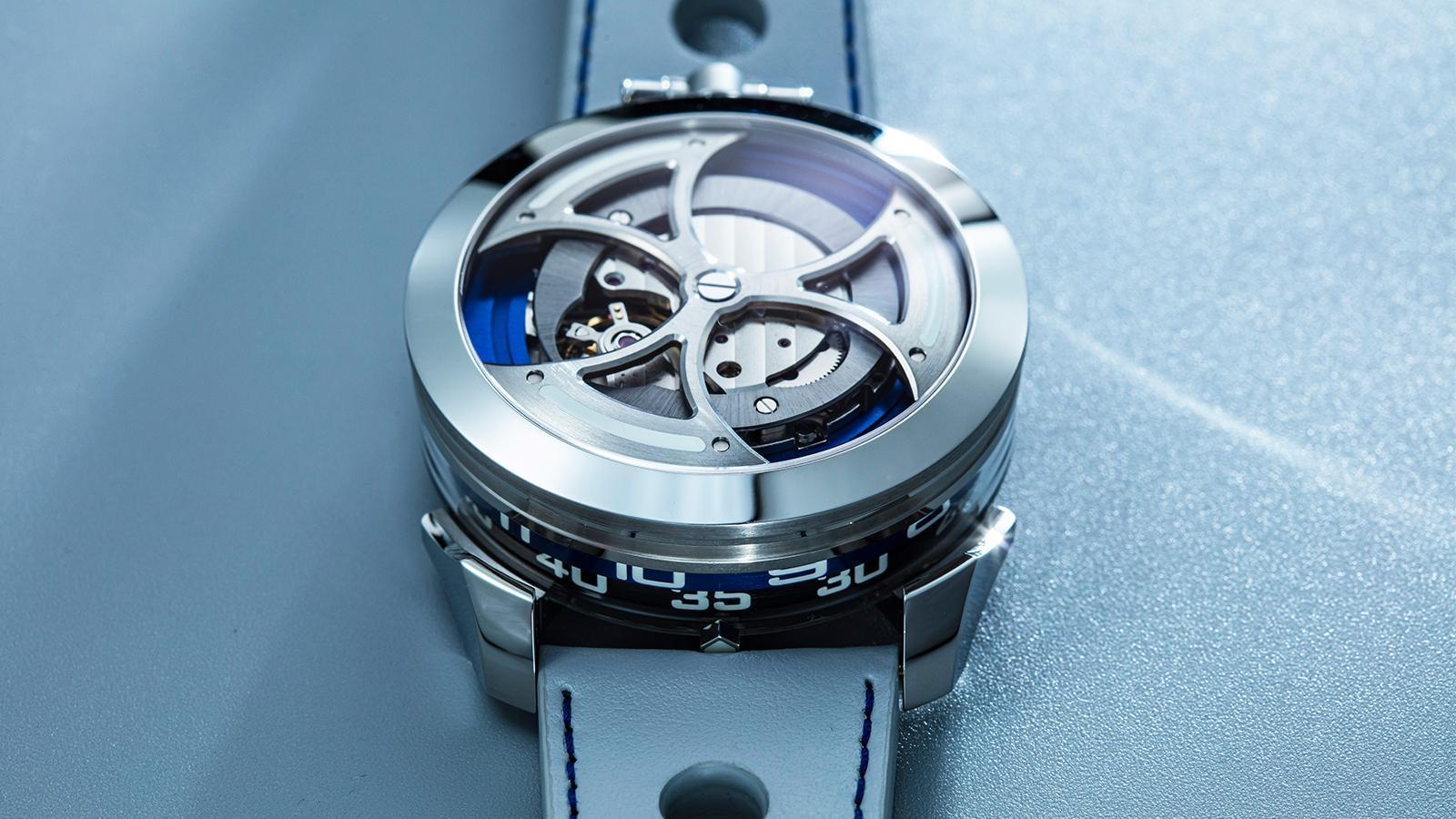 M.A.D. 1|錶徑42mm/不鏽鋼錶殼/時、分指示/Miyota 821自動上鏈機芯/防水約30米/建議售價:NT$ 70,000(僅MB&F錶主限定購買)