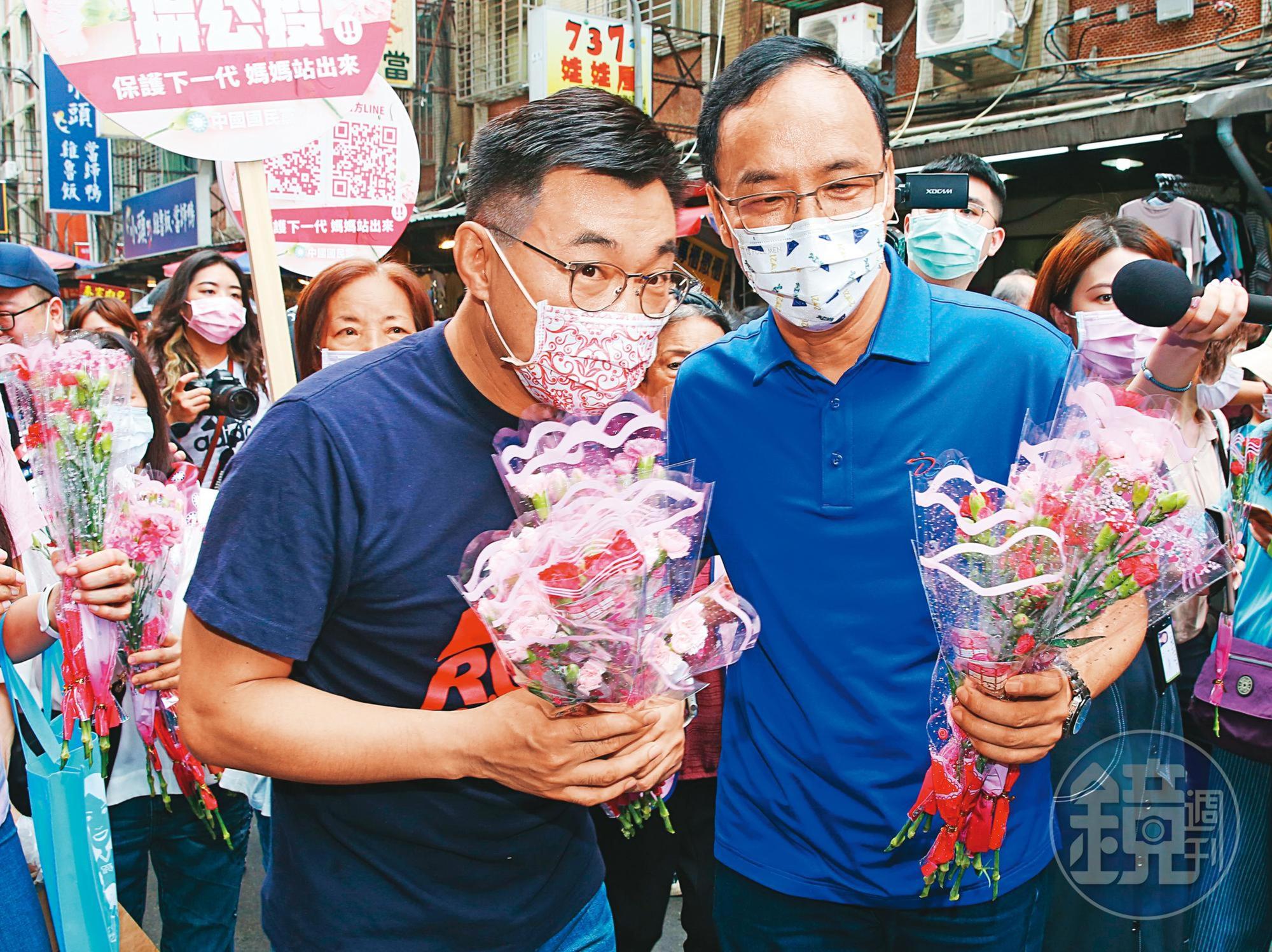 中國國民黨表面上是在選主席，實際上，他們是在取得去中國大陸的入場券。左為江啟臣，右為朱立倫。