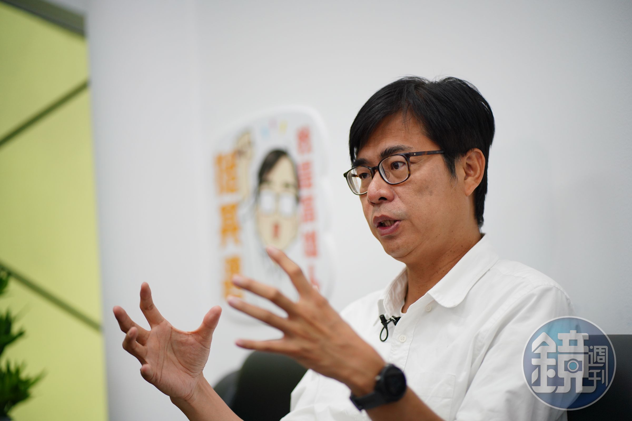 行政院即將推出振興五倍券，高雄市長陳其邁也透露，市府正研擬加碼推出1,000元高雄券。（本刊資料照）