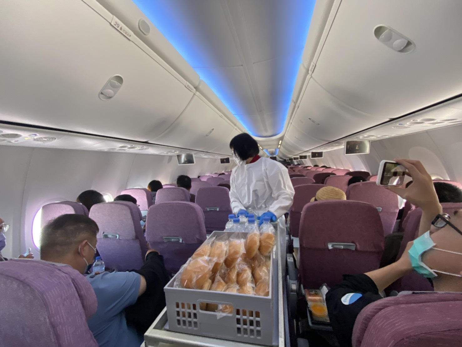 不少帛琉泡泡旅遊團的旅客到當地的目的之一就是為了接種疫苗，不過現在傳出帛琉政府將不再提供莫德納疫苗。（本刊資料照）