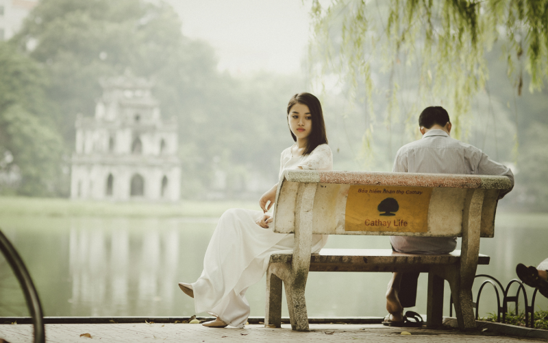 批踢踢上有網友發問,為何七年級生寧願老年孤苦也不結婚,引發熱議。(示意圖,Pixabay)