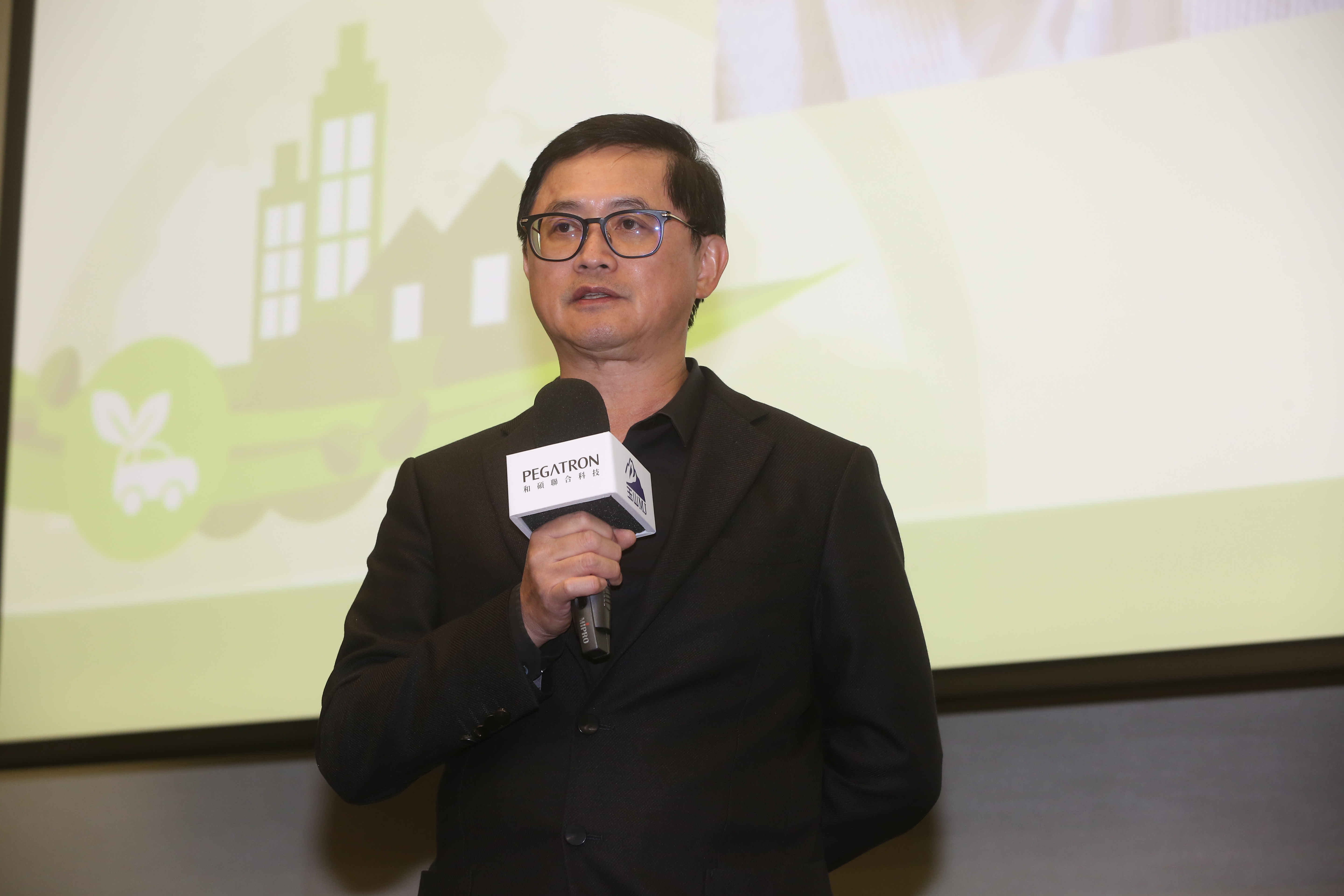 和碩董事長童子賢時常對台灣產業轉型提出建言。（資料照）