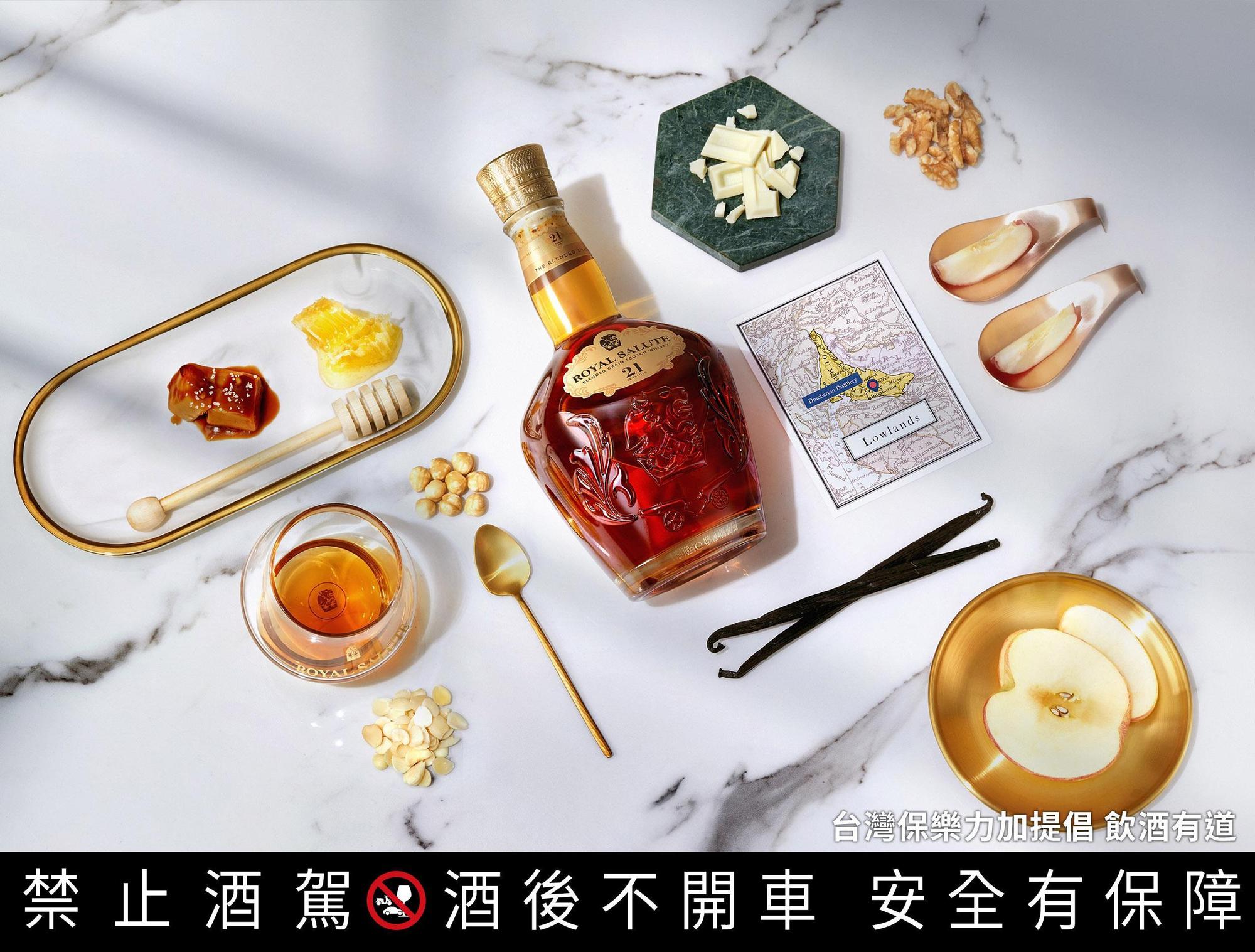 美學不只是被動的概念,更是日常生活的實踐,透過來自世界各地家具、家飾、餐廚器皿,打造聚集風格者社交與分享的品味空間,流溢迷人的微醺線索。