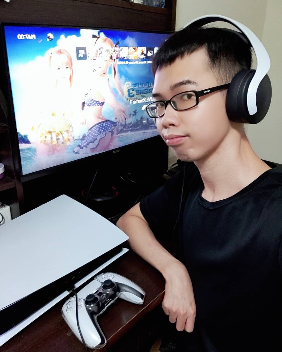 鄧佳華曾因散播猥褻影片入獄服刑。(翻攝鄧佳華IG)