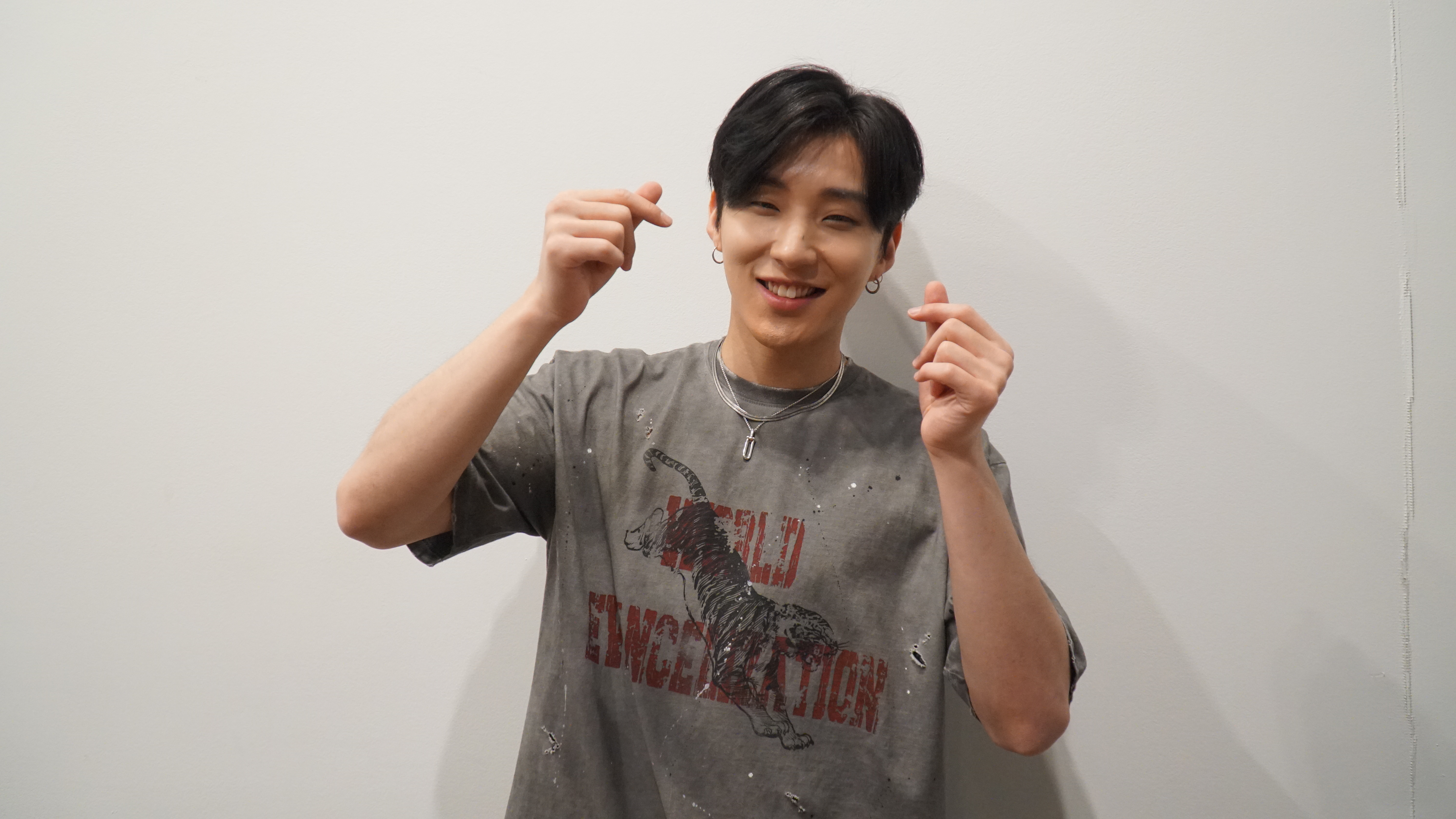 B.A.P出身歌手文鐘業接受《鏡週刊》專訪，對台灣歌迷喊話：「我愛妳們！」（CL Creative & Entertainment提供）