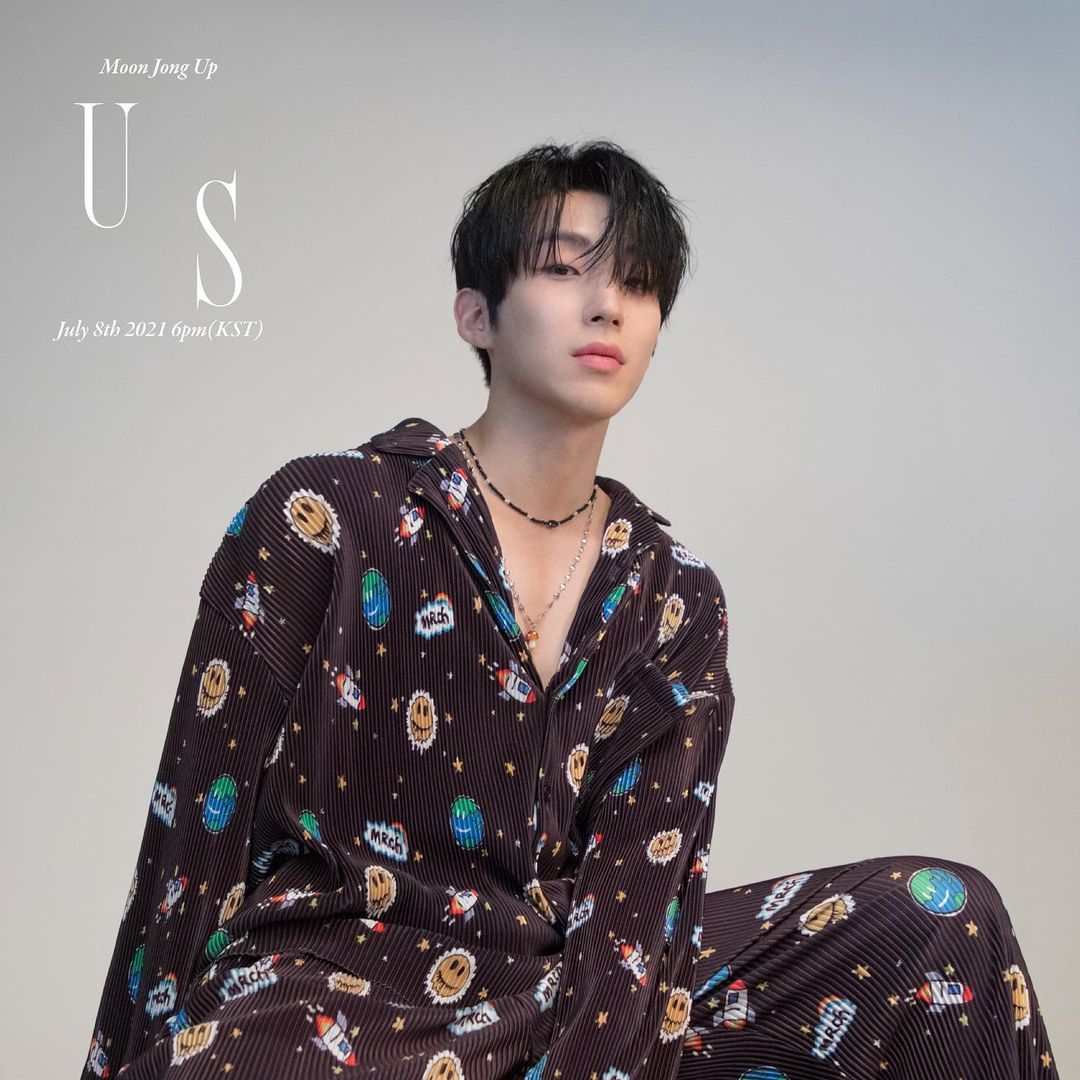 文鐘業親自參與首張個人迷你專輯《US》創作，還邀請B.A.P隊長方容國友情合作歌曲〈Photo〉。（翻攝文鐘業IG）