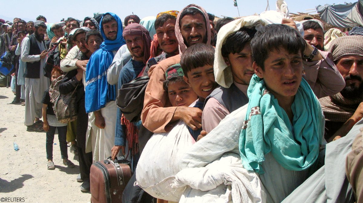 阿富汗政局淪陷，百姓湧入喀布爾機場逃亡。（翻攝UNHumanRights推特）