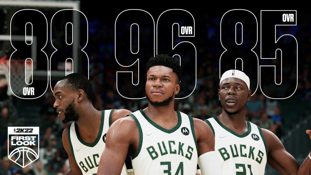 剛拿下總冠軍的公鹿三巨頭，在《NBA 2K22》中都獲得不錯評價。安特托昆博（中）的96分也是遊戲中最高。（翻攝自@NBA2K Twitter）