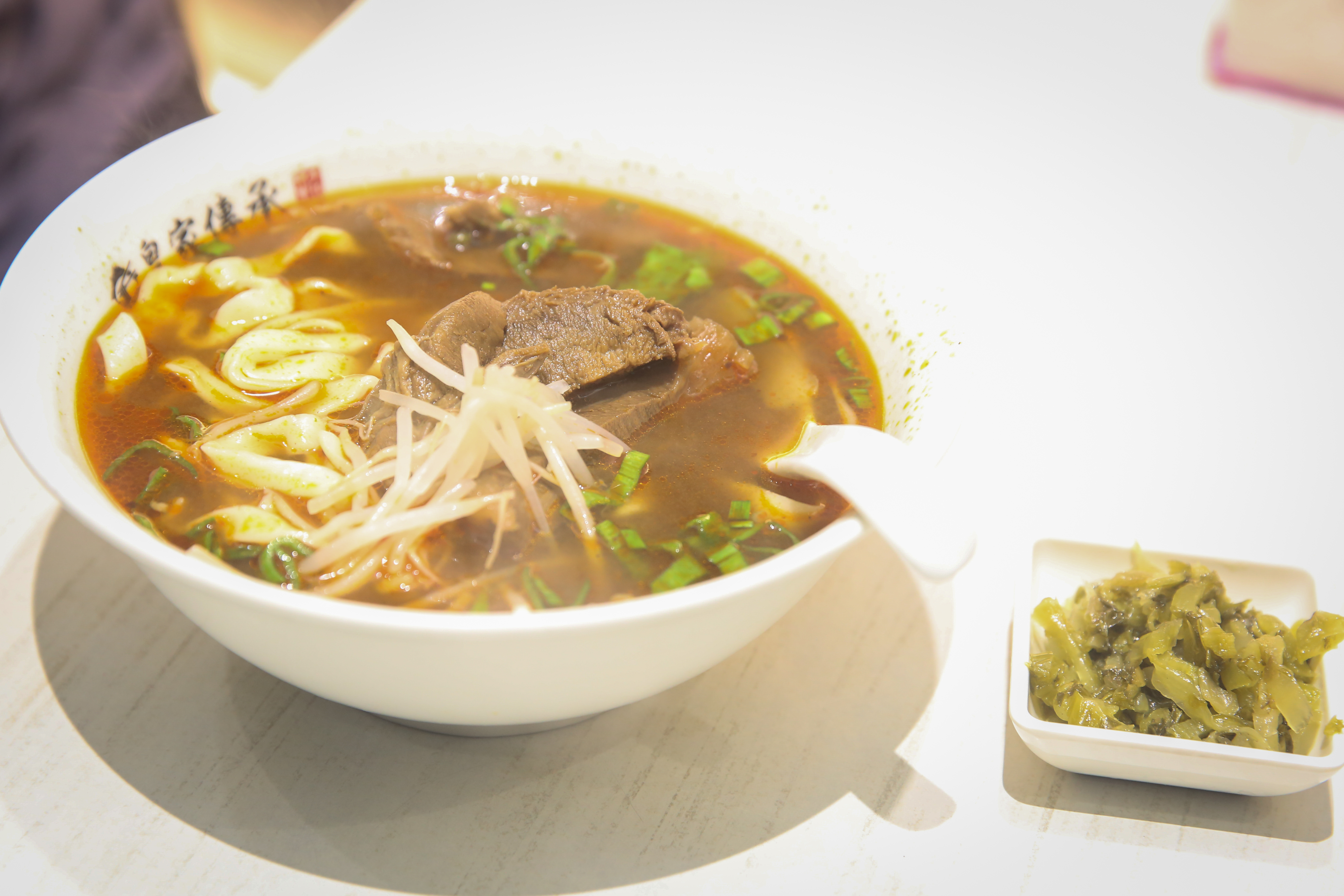 皇家傳承牛肉麵捲入萊劑美牛風波，今再發出聲明強調，店內使用的肉品萊劑檢驗均為陰性。（本刊資料照）