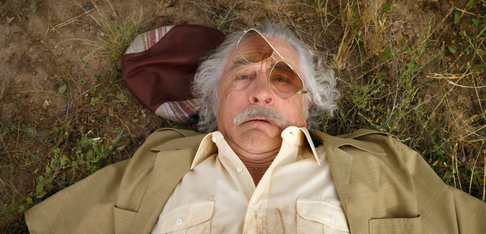 勞勃狄尼洛片中為了還債，竟想出拍片製造意外害死明星詐領保險金的爛點子。（甲上）