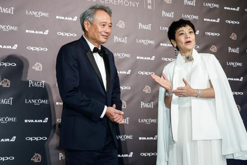 張艾嘉邀請李安接棒金馬主席，當時包括她自己在內，還有李行、王童、朱延平、侯孝賢等5大導寫信遊說李安接任。