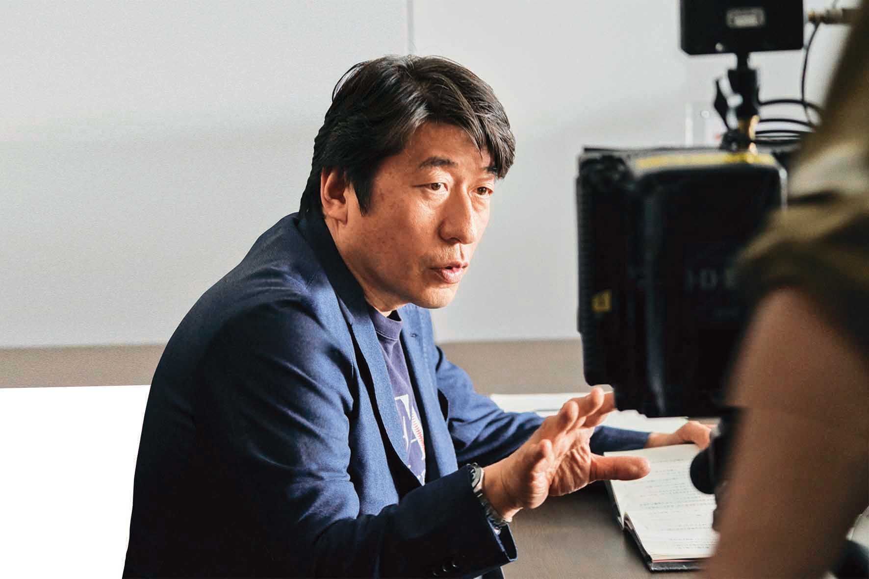 諧星兼美食家寺門JIMON耗時6年醞釀《強運燒肉饌》，一圓導演夢。（鴻聯國際提供）