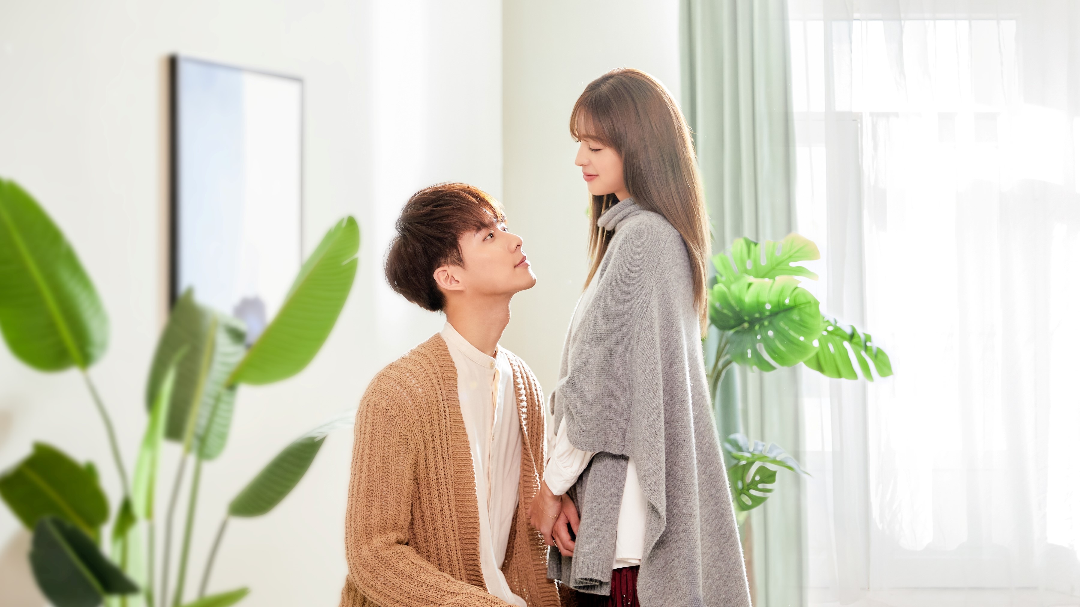 莫允雯與吳念軒兩人一同在工作中度過七夕情人節。（三立提供）