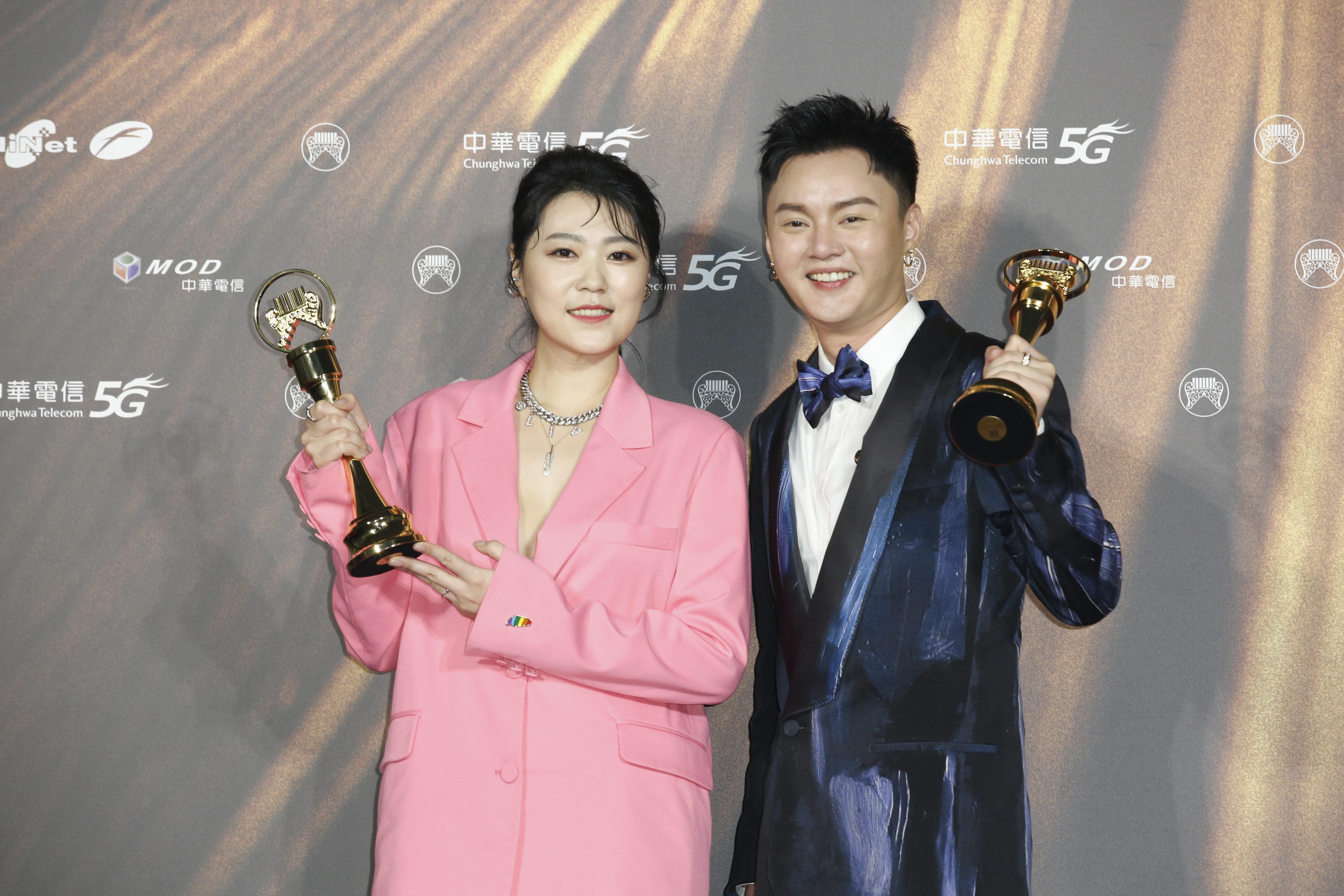 台語歌王歌后由許富凱和曹雅雯拿下。