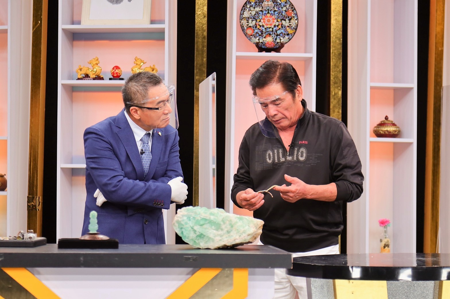 雷洪透露每每看到手上這支勞力士就會想起好友豬哥亮。(JET提供)