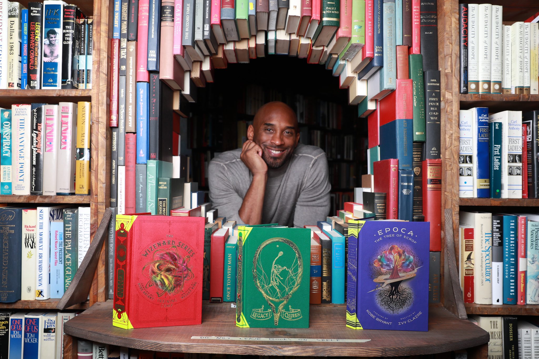 昨天威力彩開出的頭獎號碼，似乎都與NBA已故球星布萊恩的一生有關，讓網友直呼「老大好想你」。（翻攝自布萊恩推特）