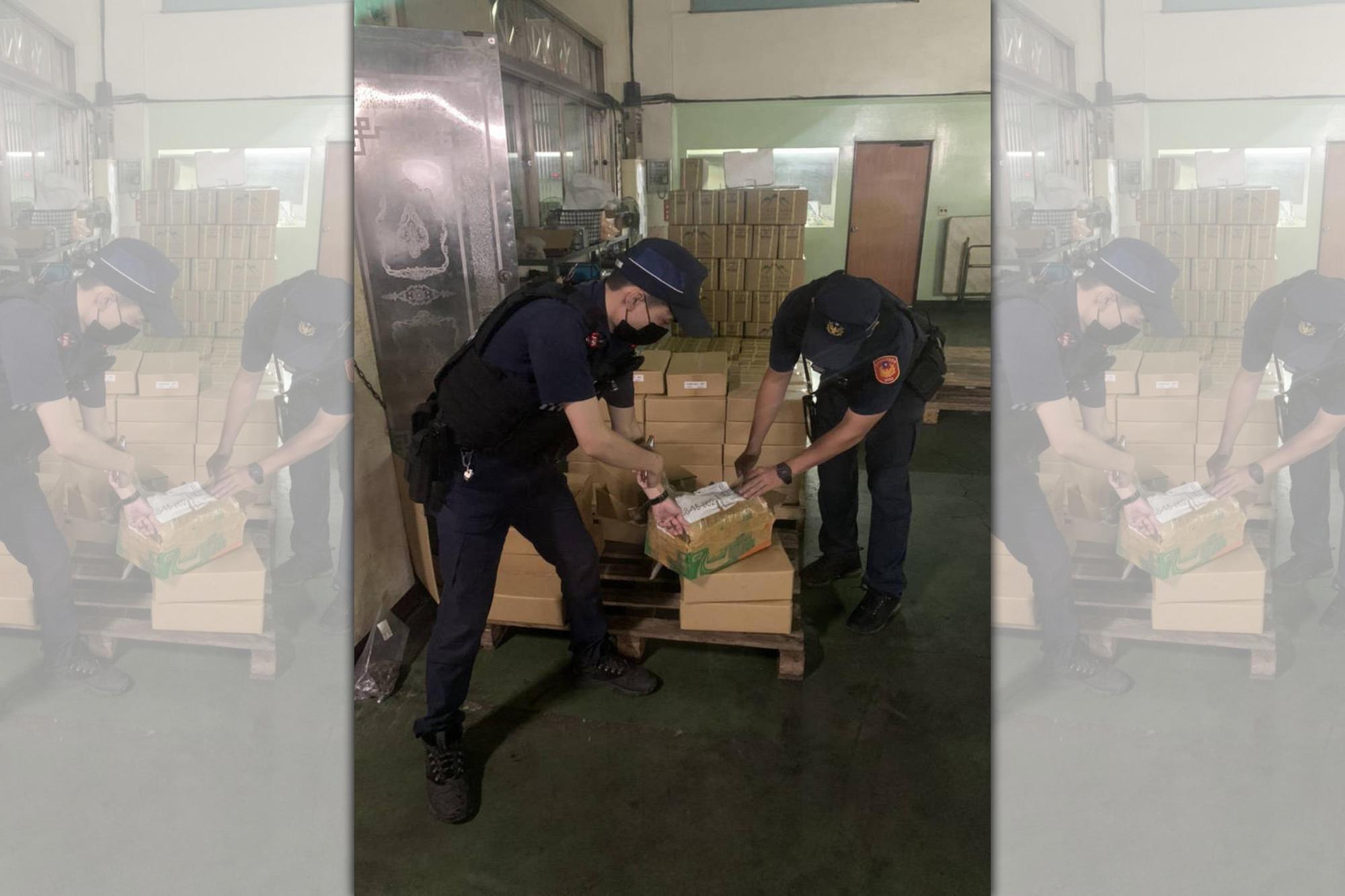 台市警局昨晚動員558名警力,查緝非洲豬瘟走私肉品。(警方提供)