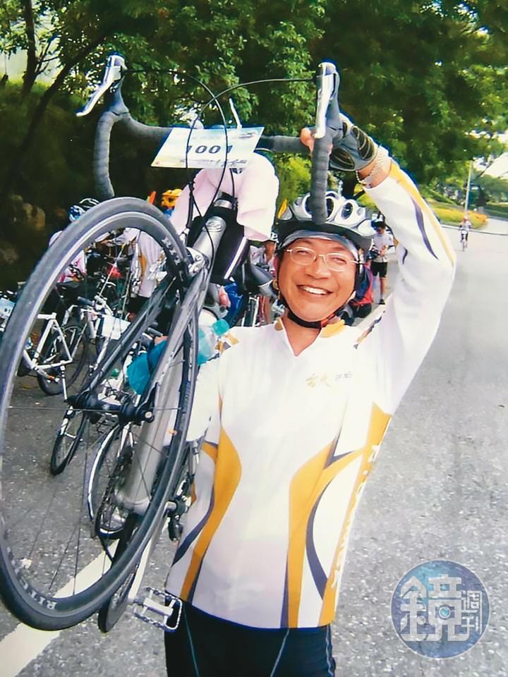 陳明聰近年投入三鐵，年底將和兒子、員工挑戰太魯閣馬拉松。（陳明聰提供）