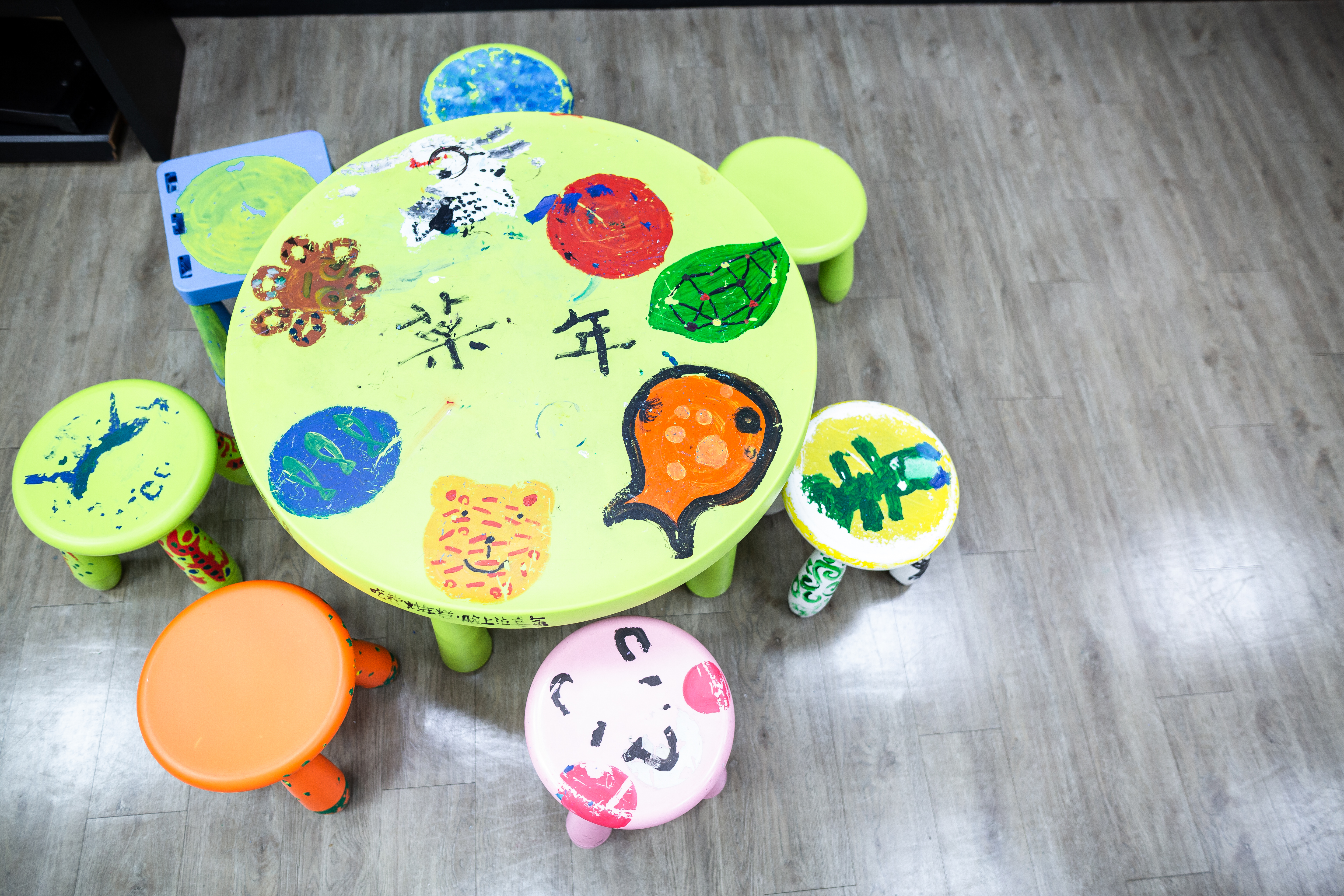 藝術創作是活泉之家重要活動，陪伴病友用創作抒發說不出口的心情，疫情期間卻被迫暫停。