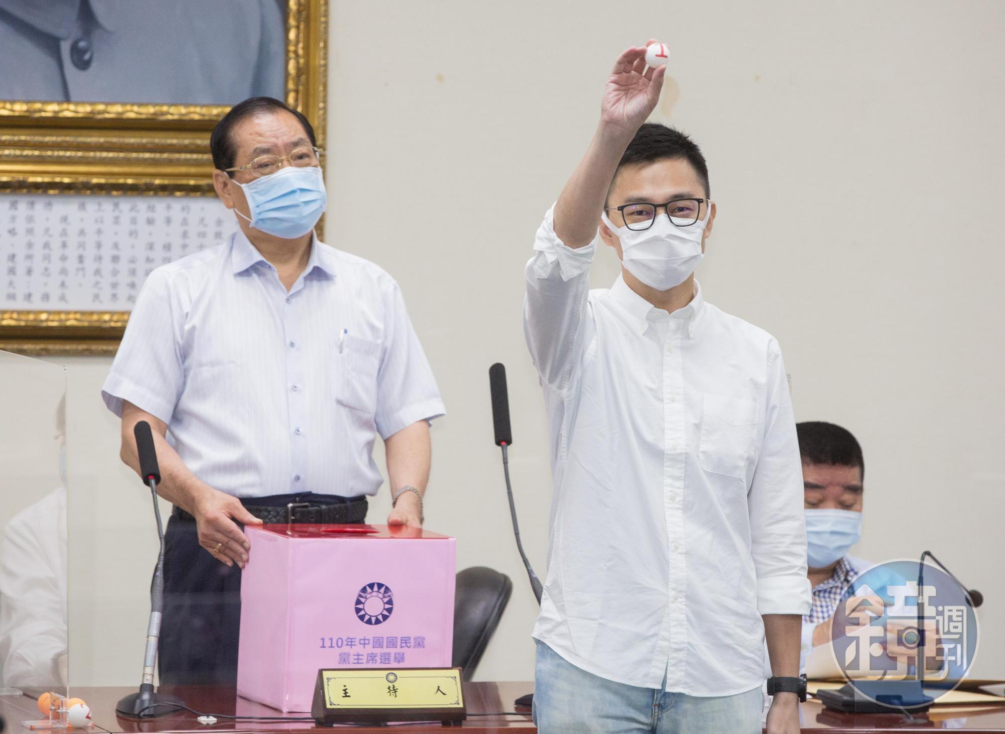 詹為元（圖）發文砲轟政府，「終究是要進復必泰的，為什麼不一開始就進？」（本刊資料照）