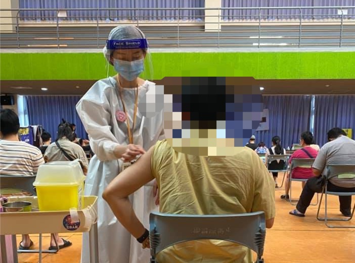 陸姓作家打完國產高端疫苗後，隔日傳出猝逝消息，死因是否和疫苗有關還有待釐清。（翻攝自當事人臉書）