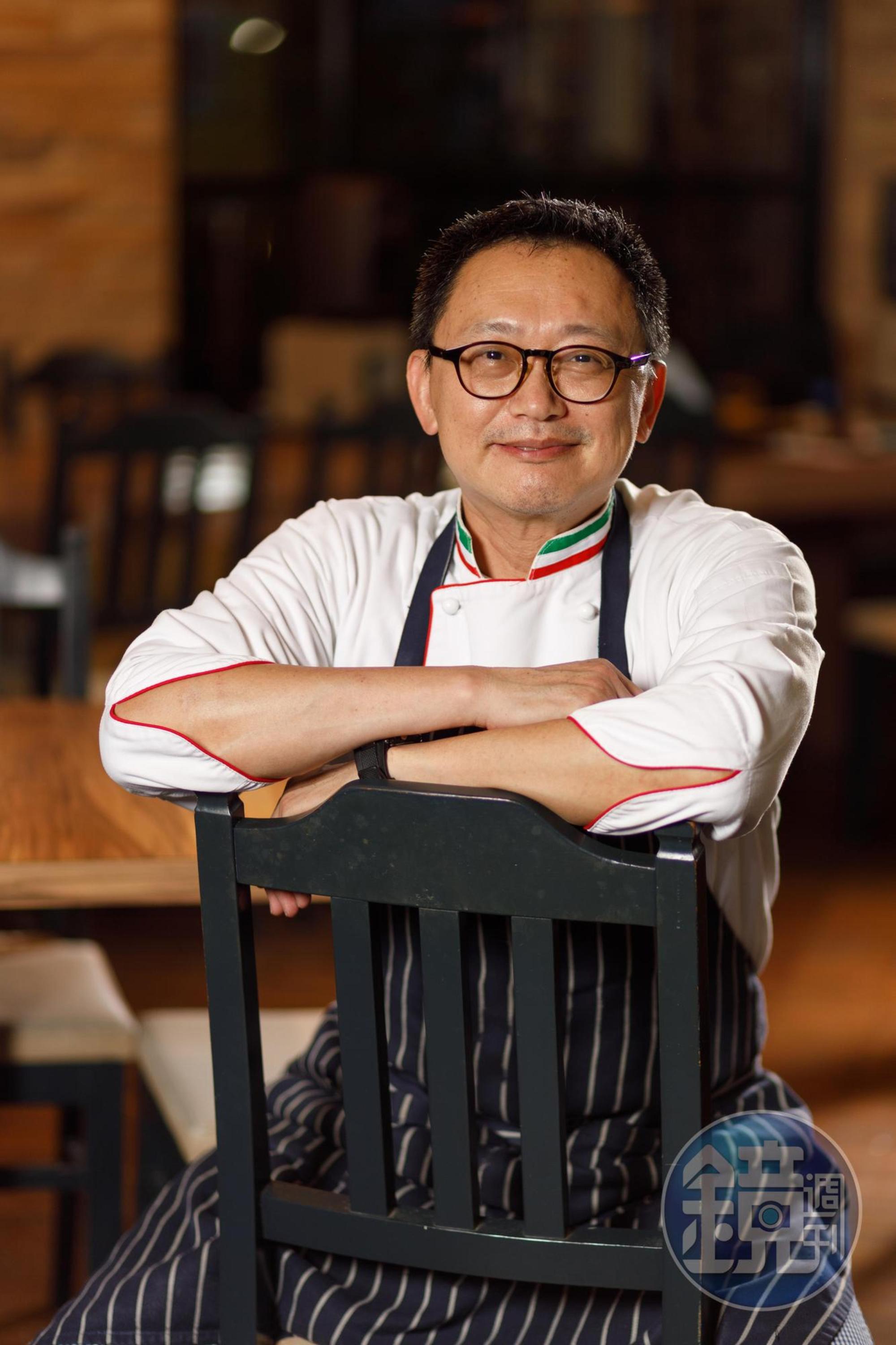 「Solo Pasta」老闆王嘉平設計自煮容易復原的義大利麵meal kit，度過餐飲寒冬。