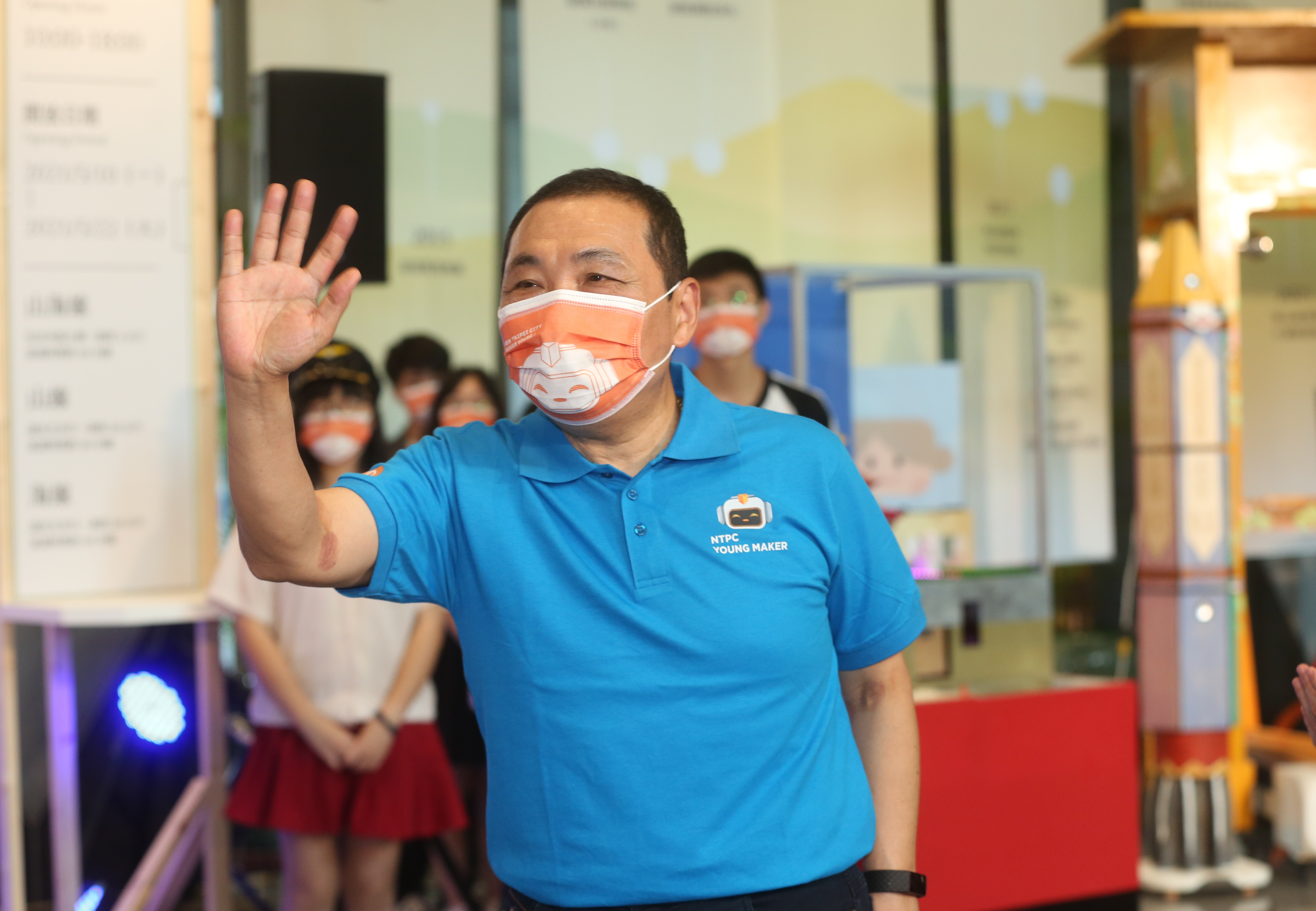 侯友宜宣布，新北市加碼推出「加倍券」，讓民眾能將五倍券金額翻倍。（本刊資料照）