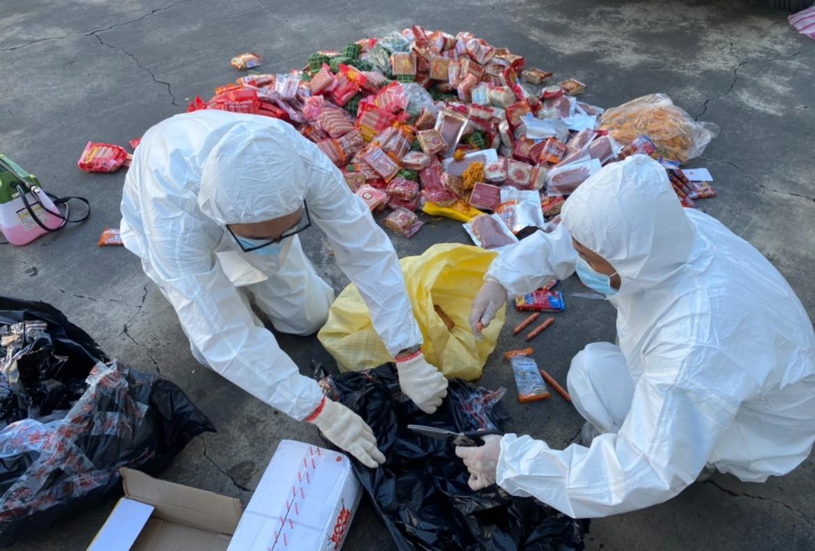 近日查獲越南走私肉品中帶有非洲豬瘟病毒,相關單位全國積極查緝防堵破口。(中央災害應變中心提供)