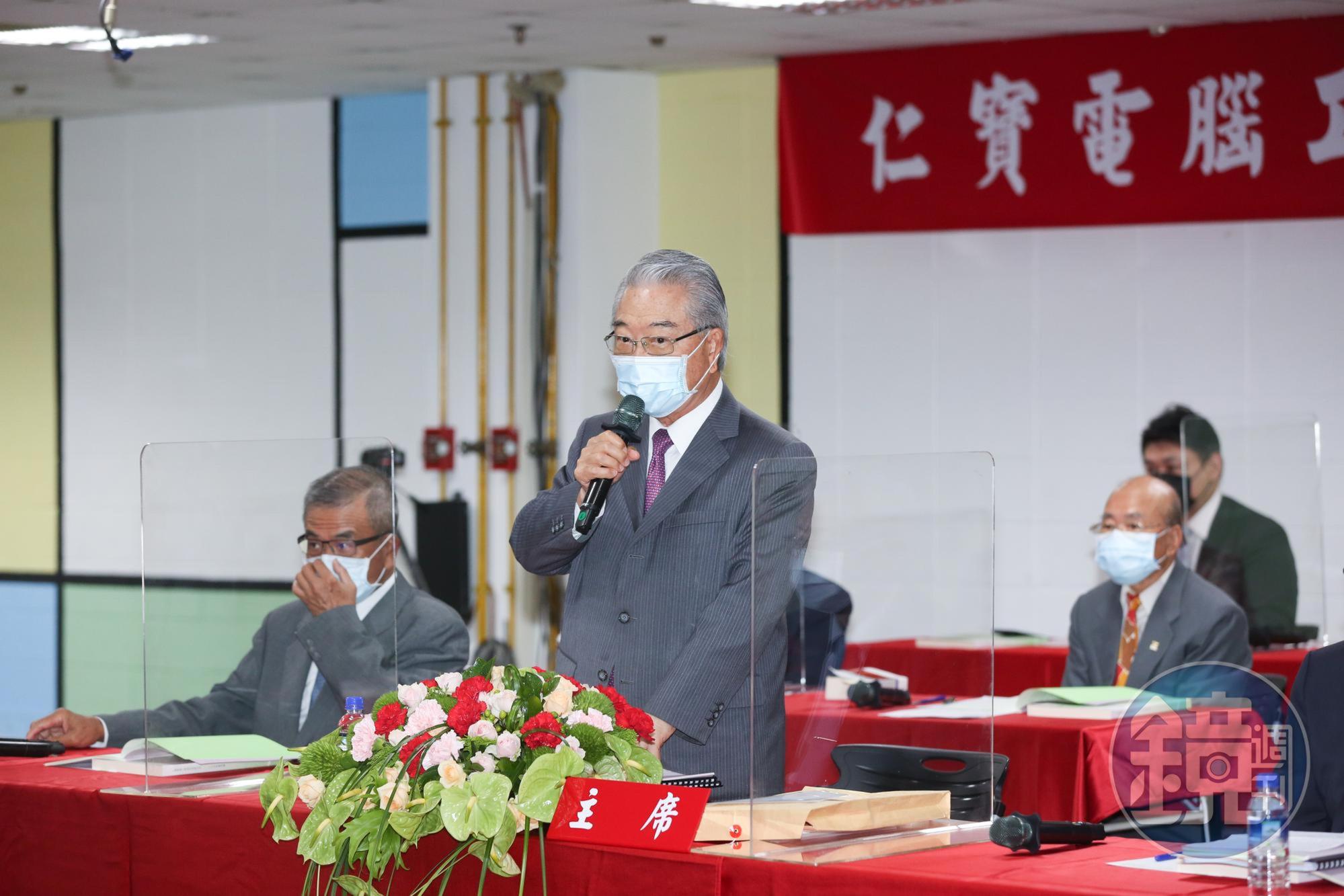 許勝雄看好今年底缺料問題逐步改善，警告過度庫存恐引發報廢問題。