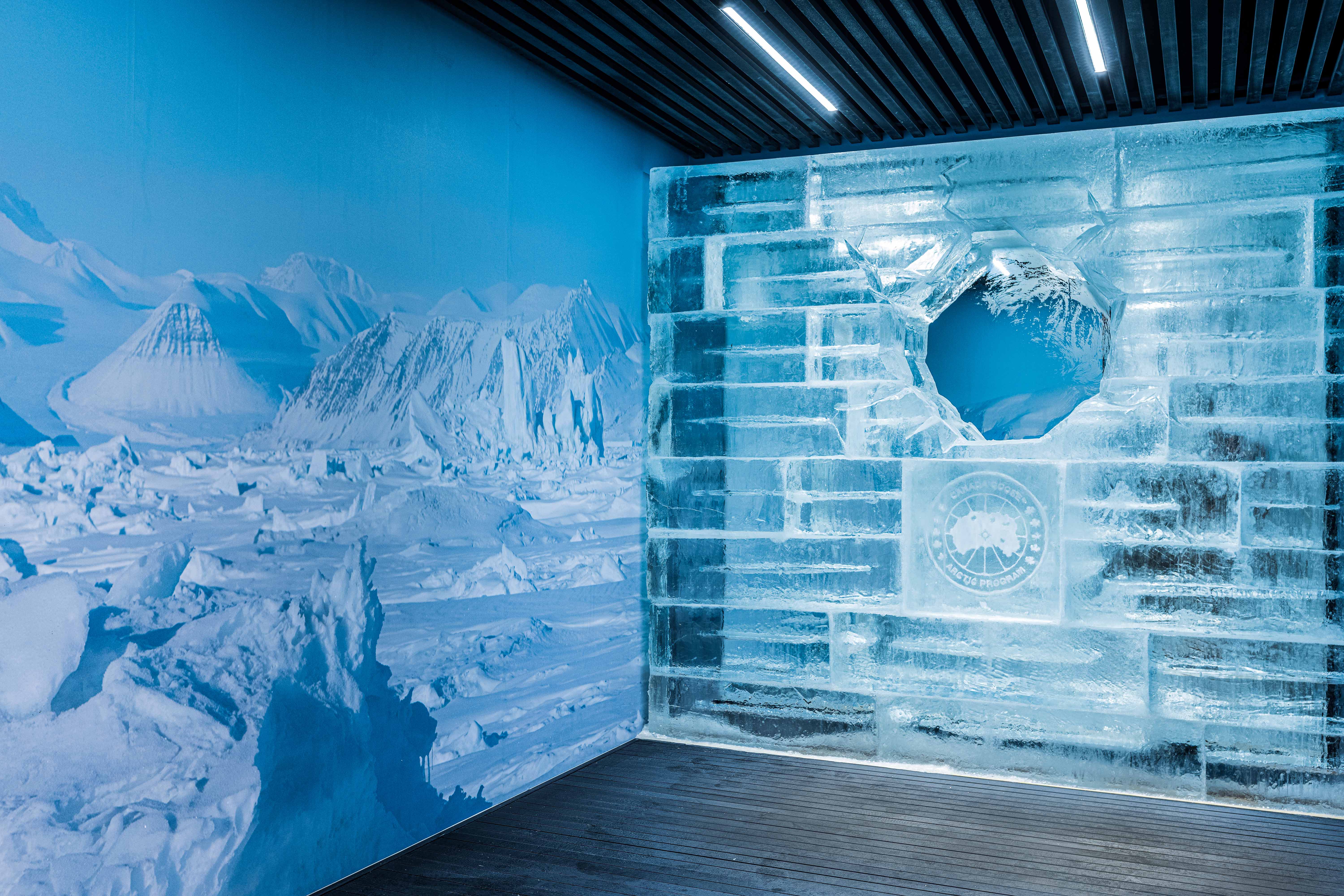 Canada Goose台北旗艦店,打造亞洲區第五間Cold Room極地試衣間。(Canada Goose提供)