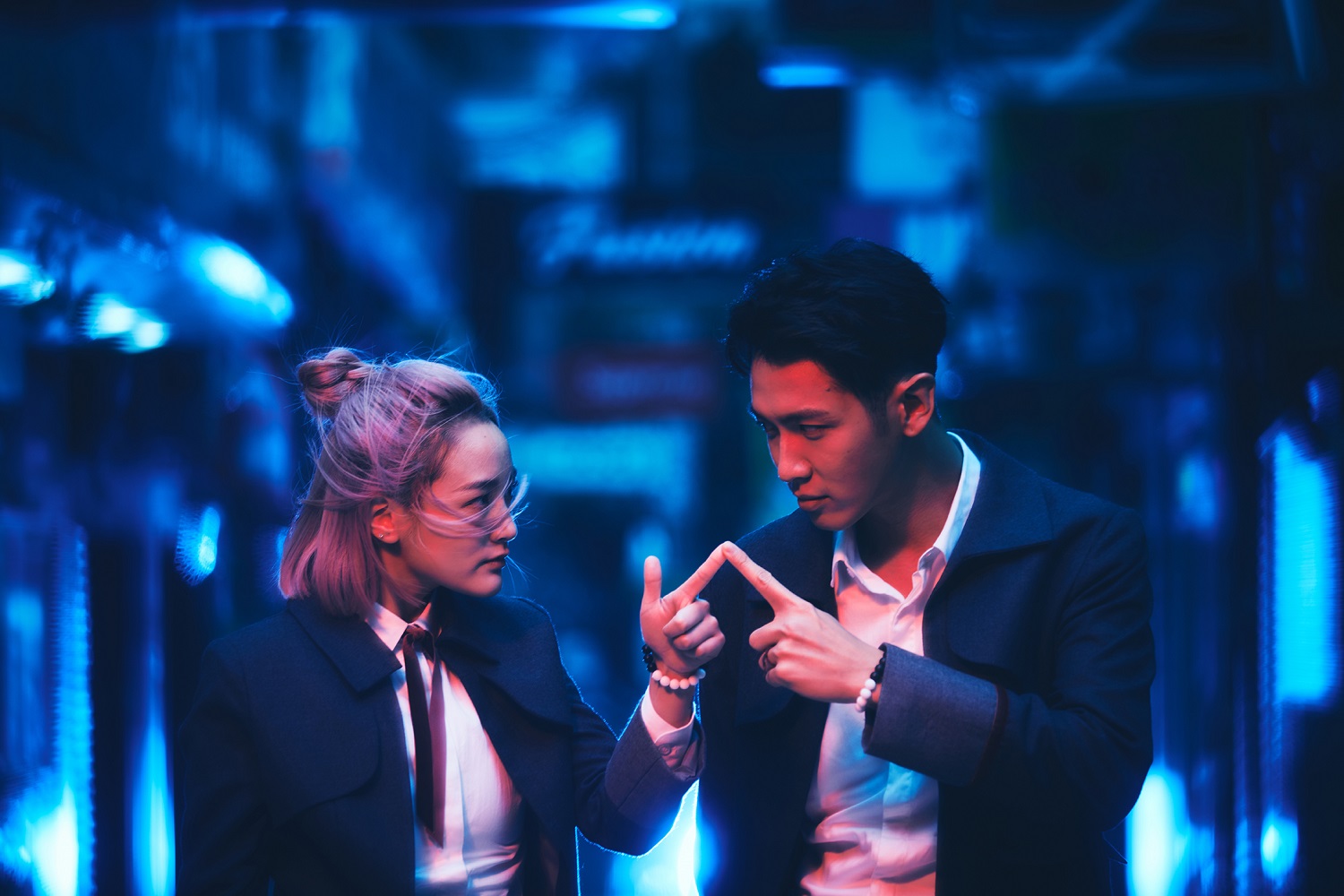 首度與九把刀合作的王淨（左），與柯震東（右）一起在《月老》亮相。（台北電影節提供）