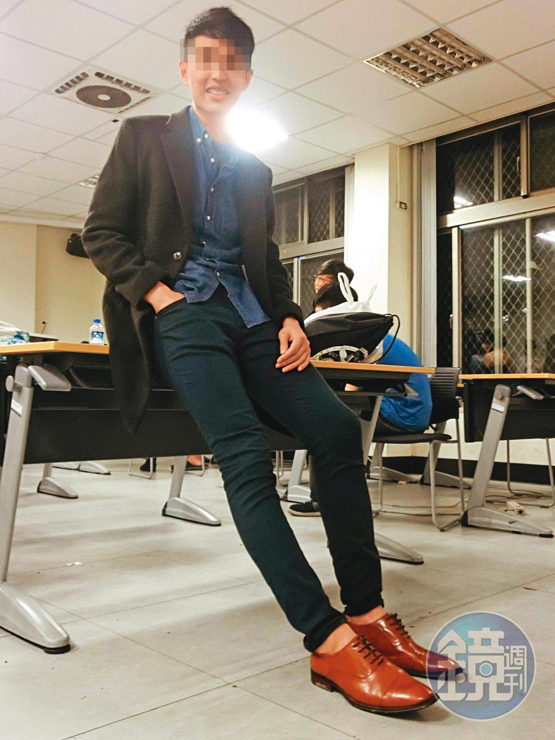 班姓男子穿著打扮走雅痞風。(讀者提供)