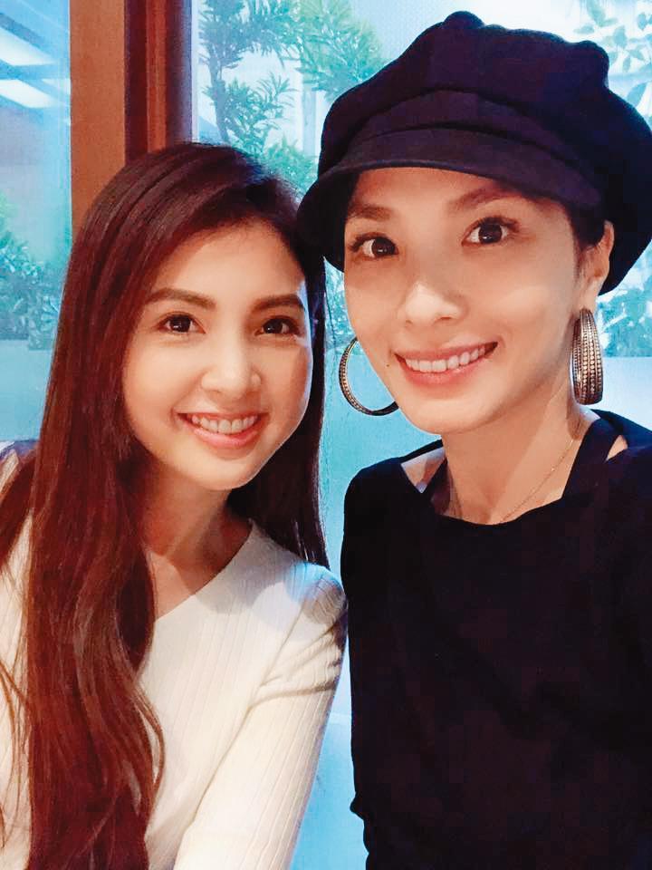湘瑩(右)雖然沒有動手,但受Makiyo醉毆司機事件影響,無奈退出演藝圈。(翻攝湘瑩臉書)