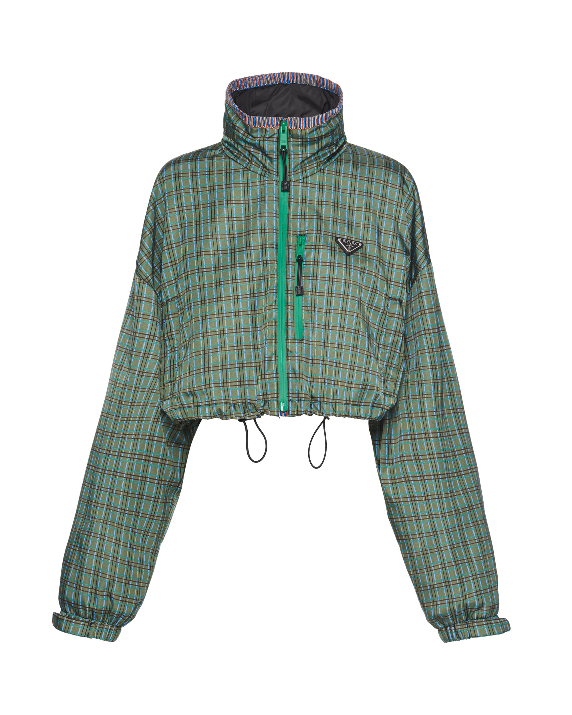 PRADA格紋再生尼龍夾克。NT82,000（PRADA提供）