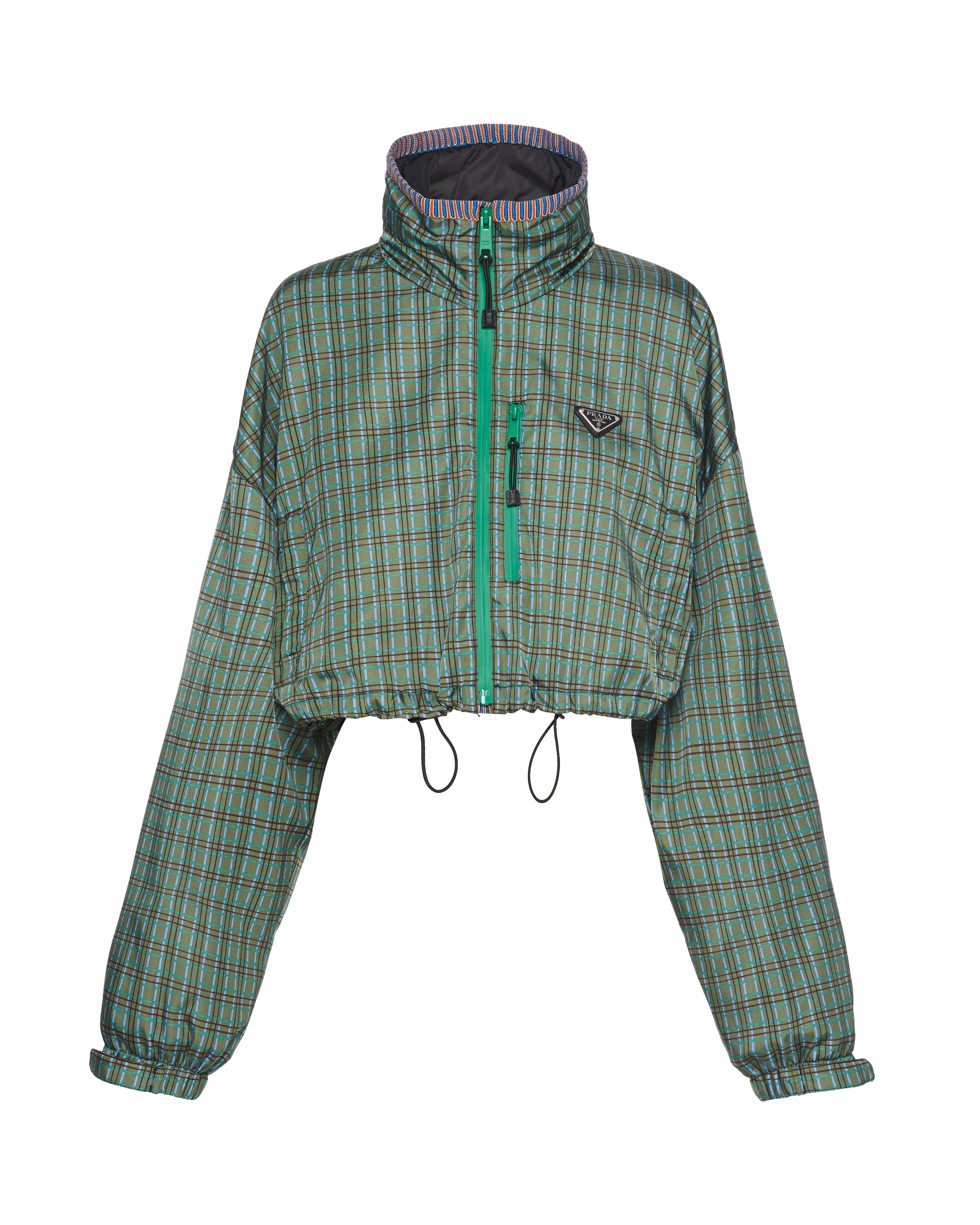 PRADA格紋再生尼龍夾克。NT82,000（PRADA提供）