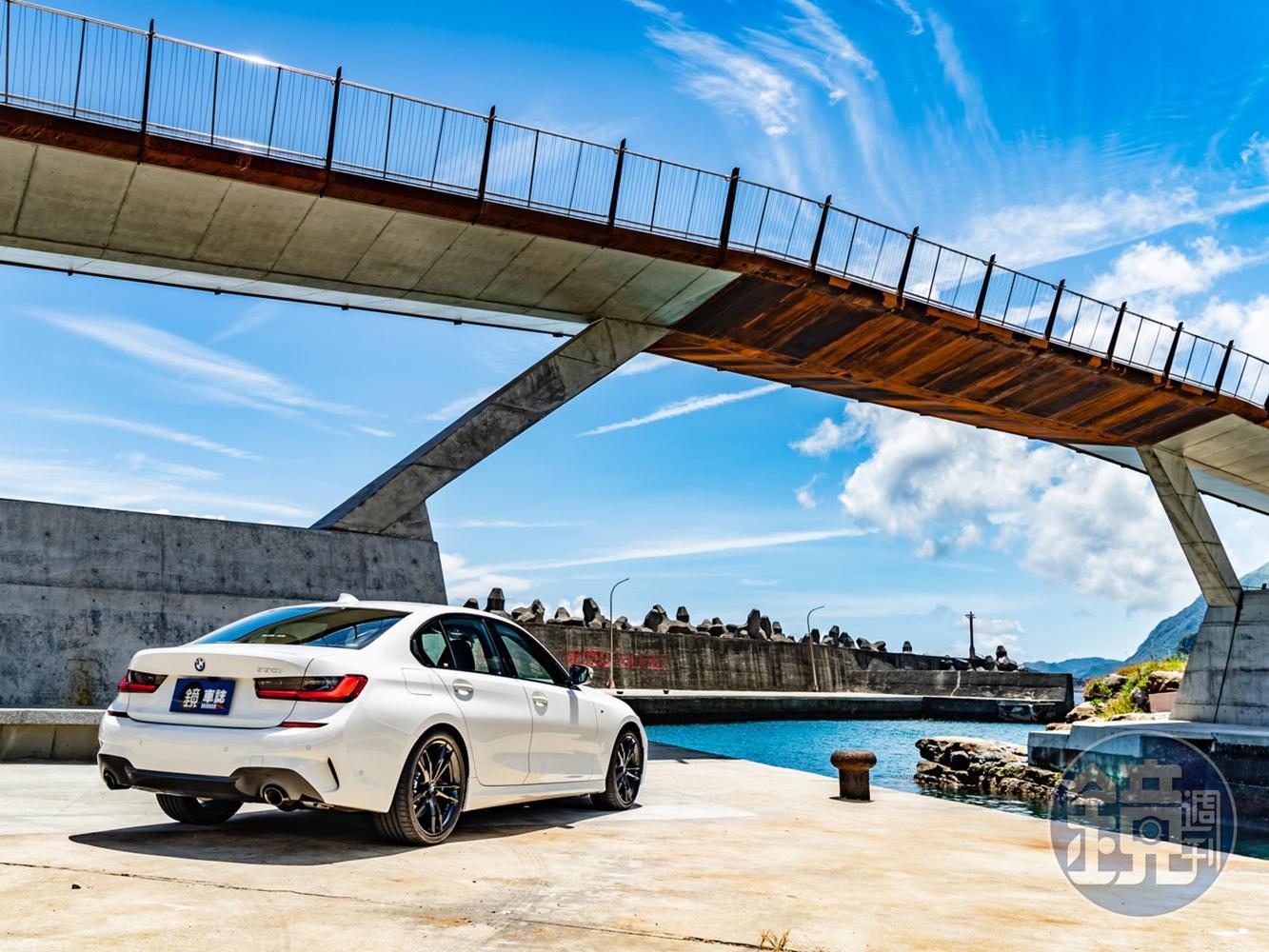BMW 330i M Sport Midnight Edition夜型版