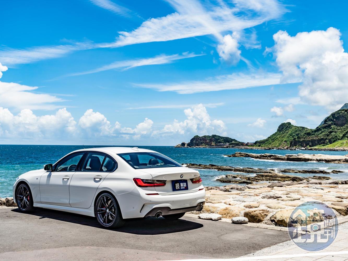 BMW 330i M Sport Midnight Edition夜型版