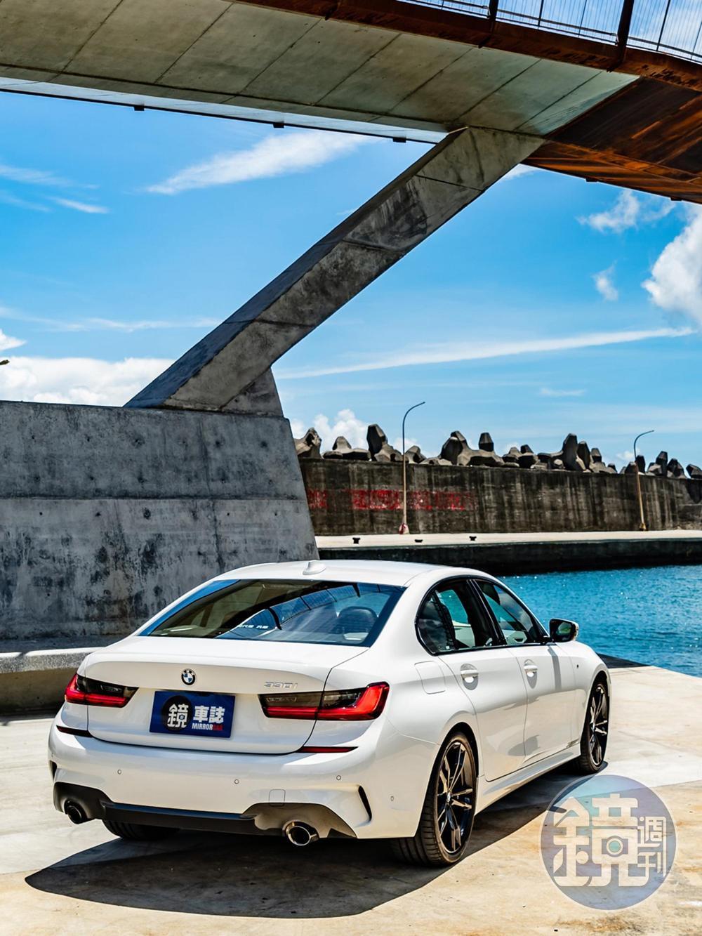 BMW 330i M Sport Midnight Edition夜型版