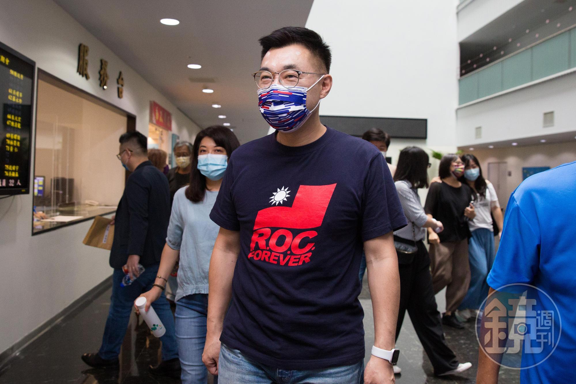 國民黨主席江啟臣今天表示，蔡英文帶頭施打高端疫苗後，後面卻沒有人跟上，官員接種高端的比例不到3%。（本刊資料照）
