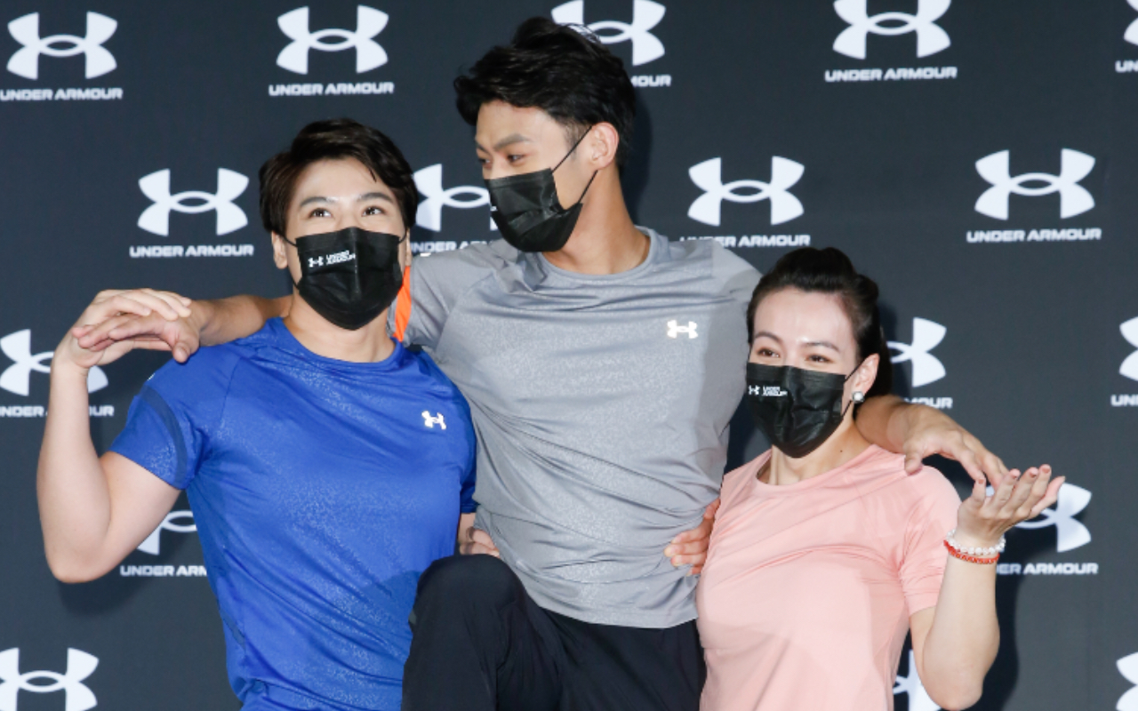 陳念琴（左）、楊勇緯（中）、郭婞淳（右）以卓越的運動表現與意志鼓舞每一位台灣民眾。