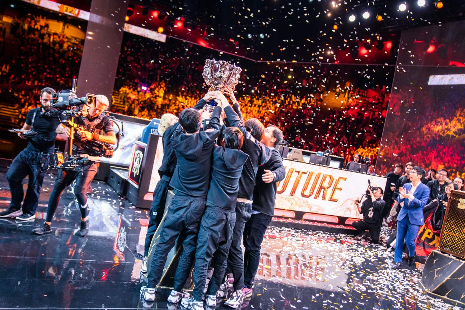 中國近年躍升世界電競強權，但新政策可能影響後續的選手培育。（翻攝自搜狐）