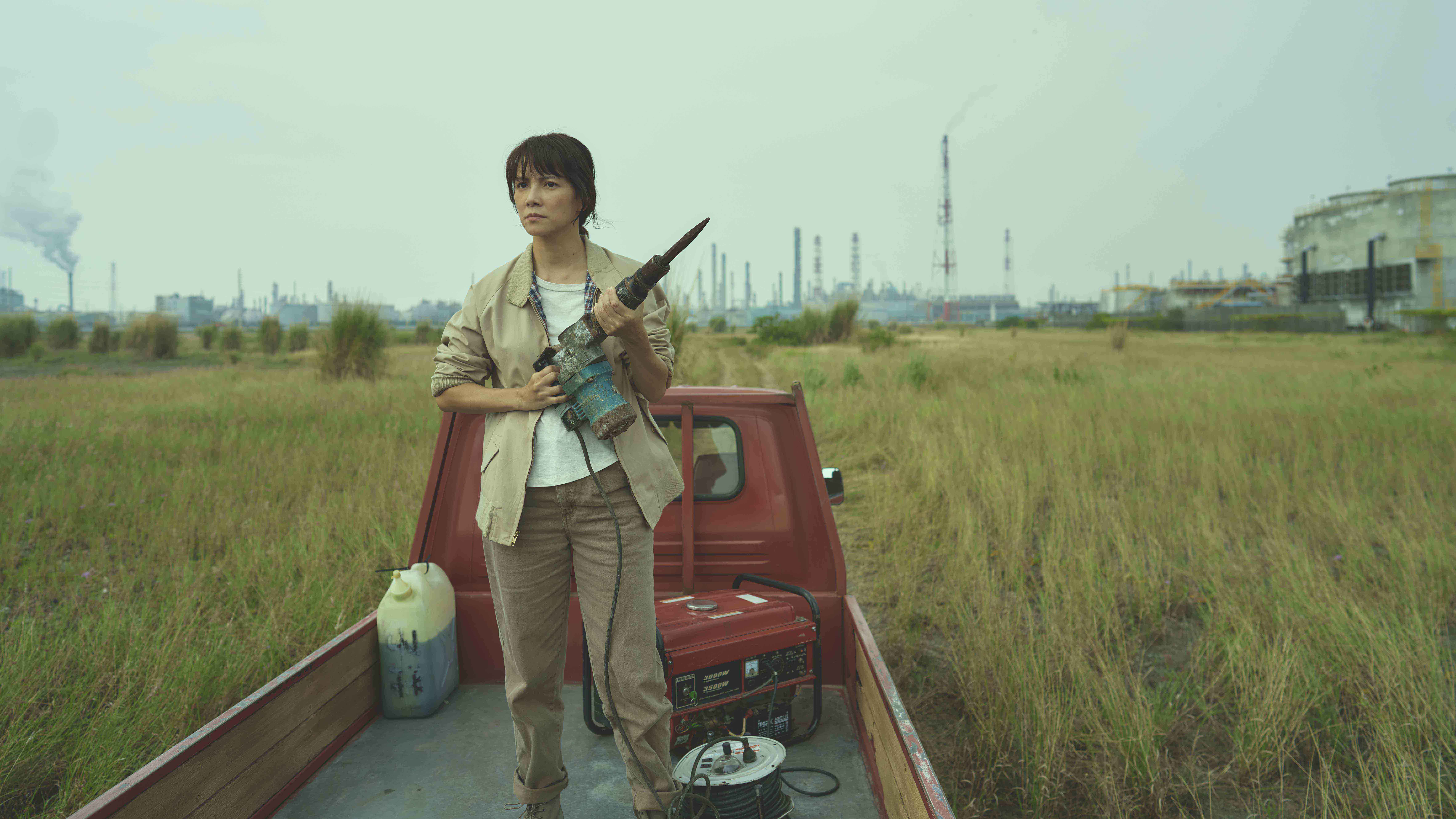 李心潔演出為捍衛土地的農人，這個角色必須有土味、接地氣，她一開始很傷腦筋。（双喜電影提供）