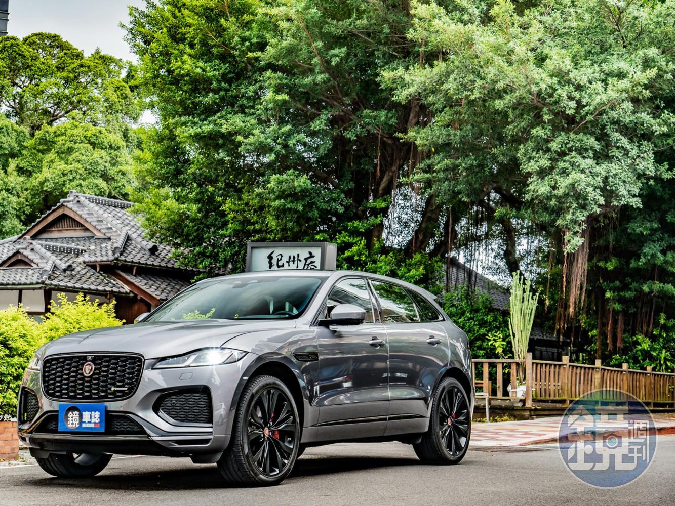 JAGUAR F-Pace P250 R-Dynamic S
